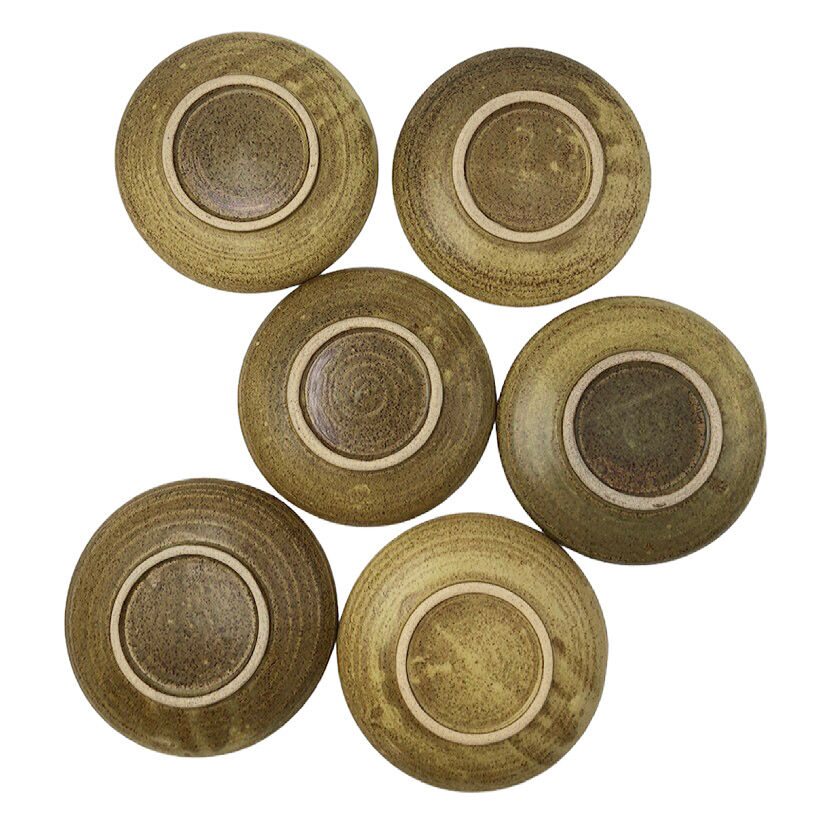 Set cups under sandstone cups