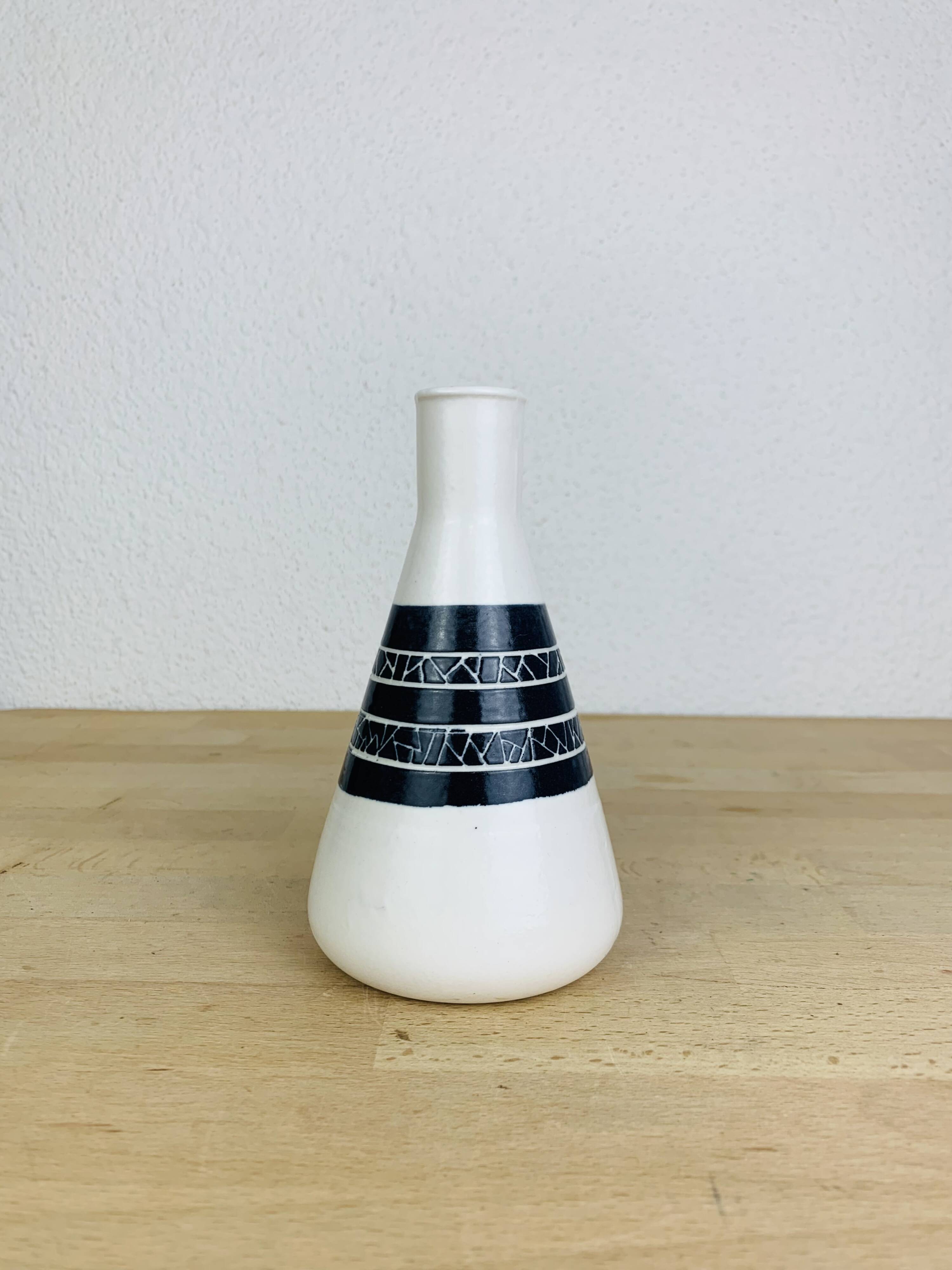 Ceramic vase signed Mat Thoms, 1960s, vintage