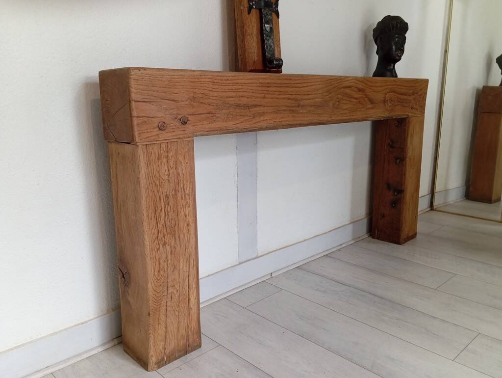 Minimalist solid oak console