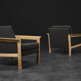 2 vintage oak and felt Danish chaise longues from the mid-century, 1960s.