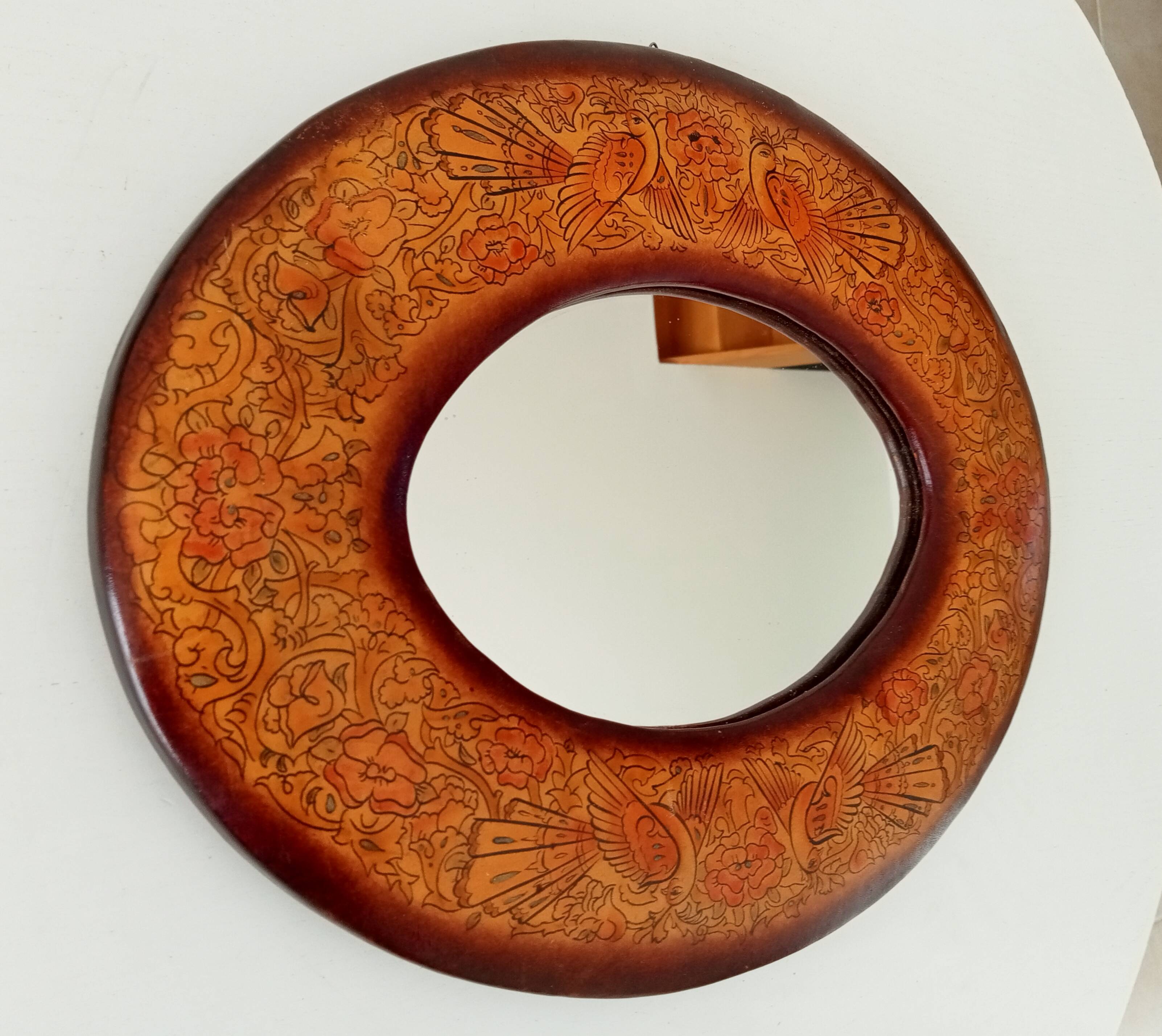 Vintage oval mirror in wood and leather from the 70s/80s 36.5*29.5