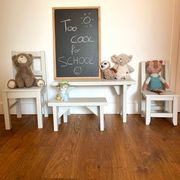 Chaise pour enfant en bois ancien