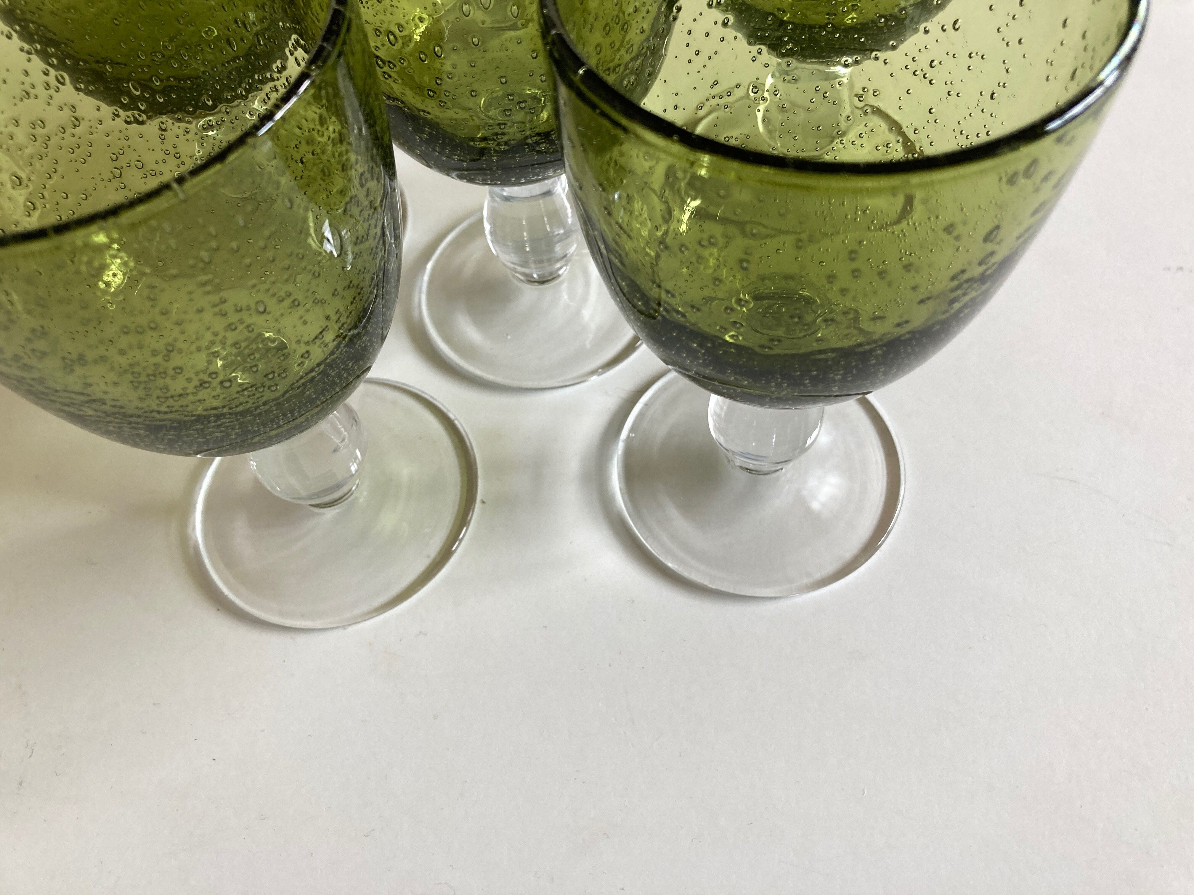 Set de 6 verres 1970 en verre bullé vert