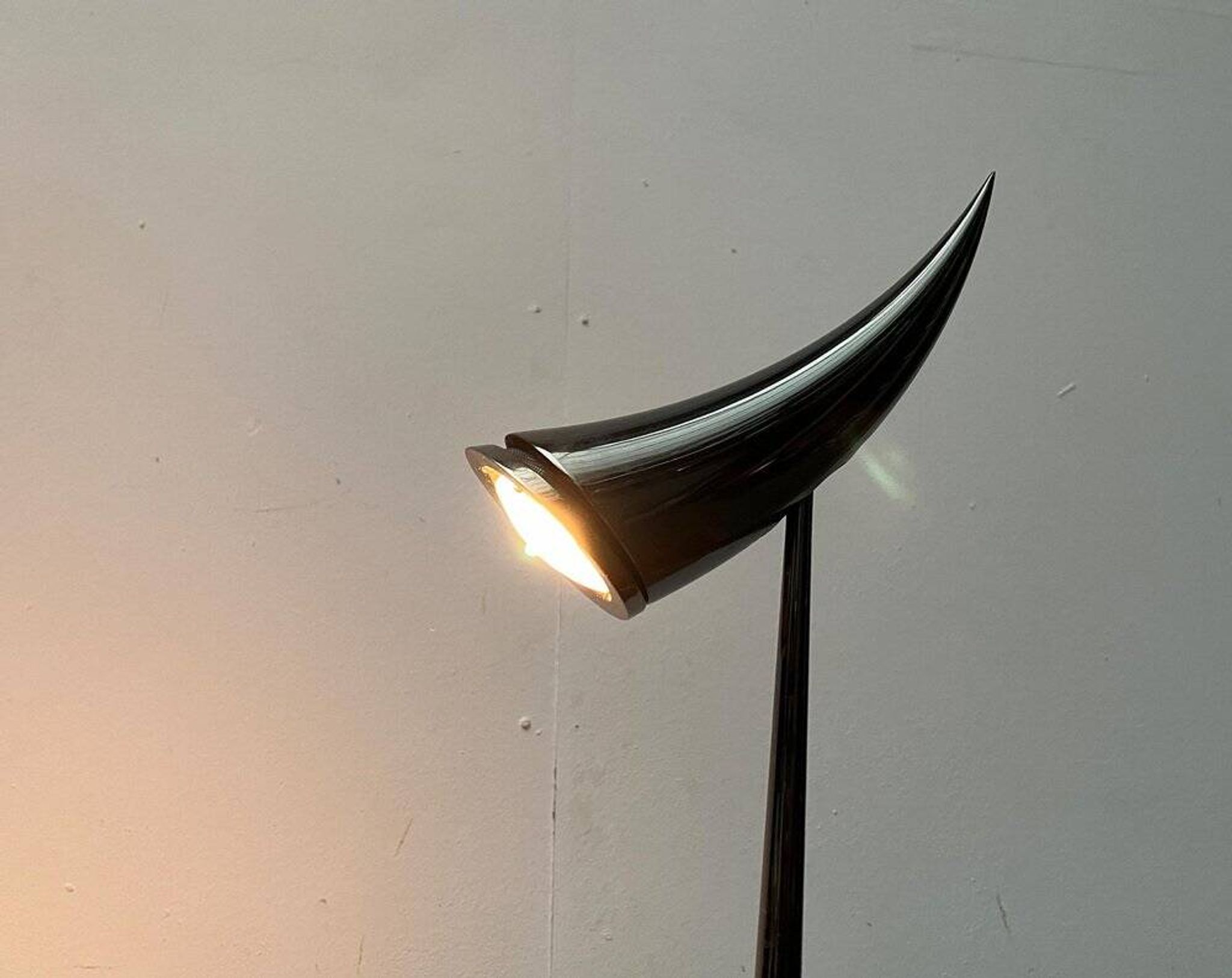 Postmodern table lamp model Ara by Philippe Starck for Flos, 1980s.