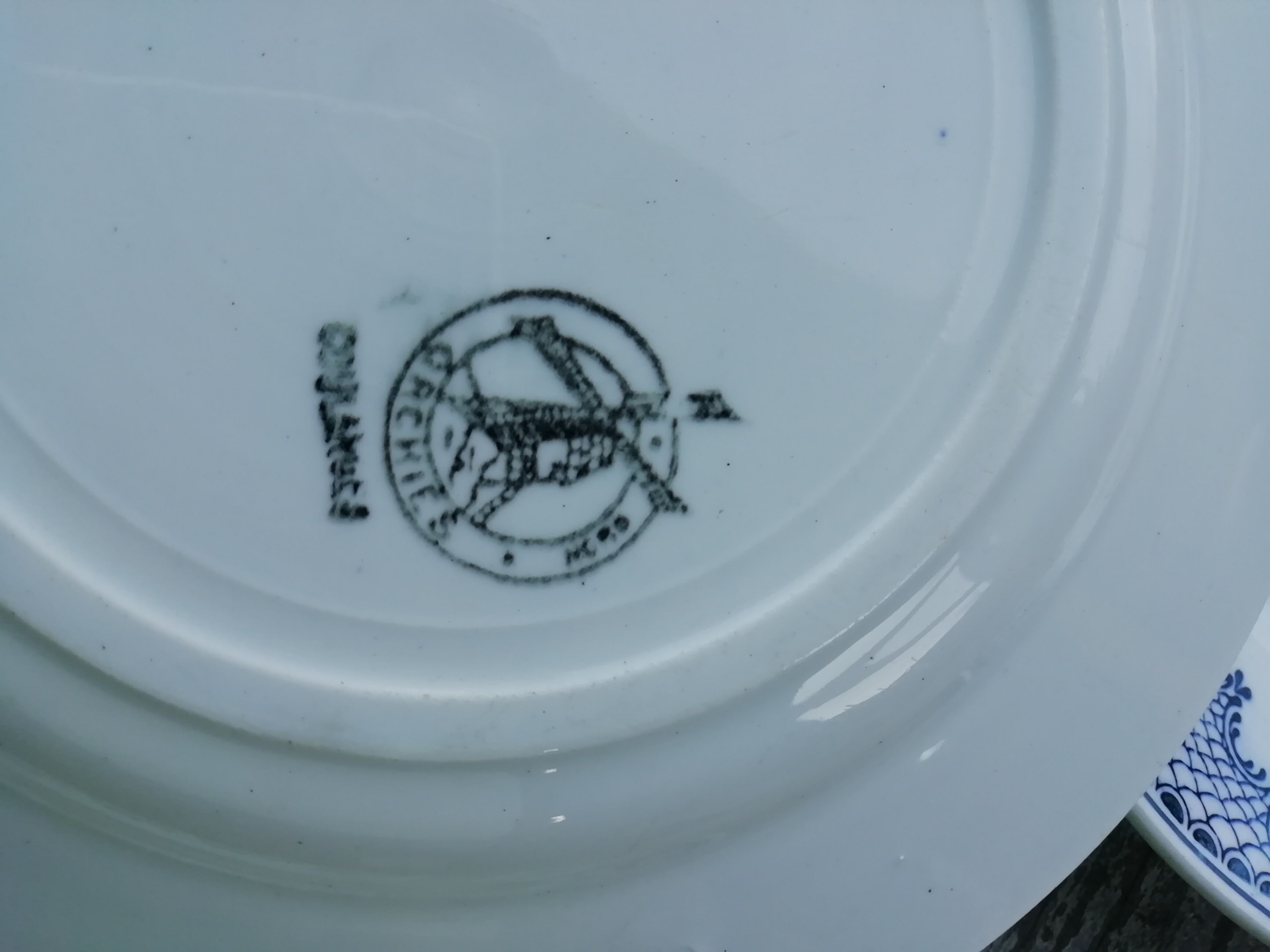 4 flat iron earth plates