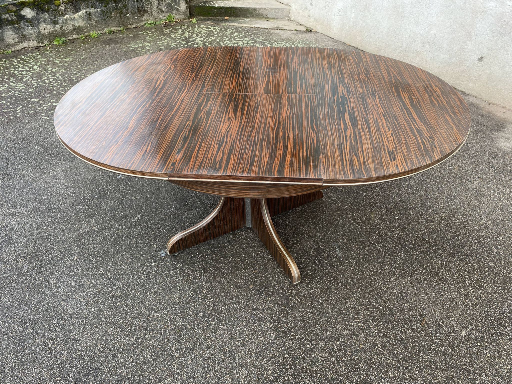 Table de salle a manger vintage