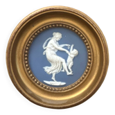 Porcelain biscuit medallion