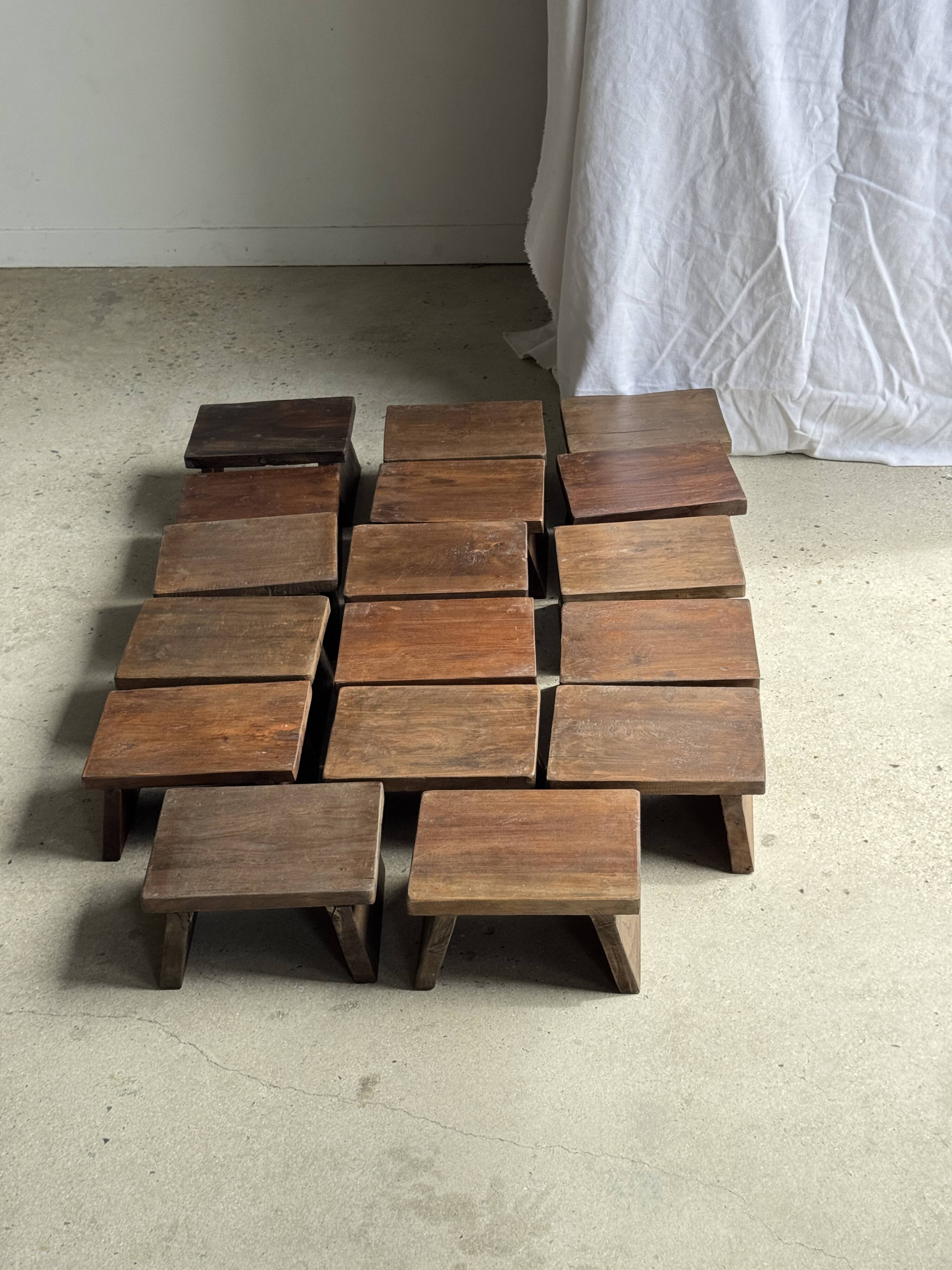 Small stool, auxiliary teak stool, Indonesian footrest H15