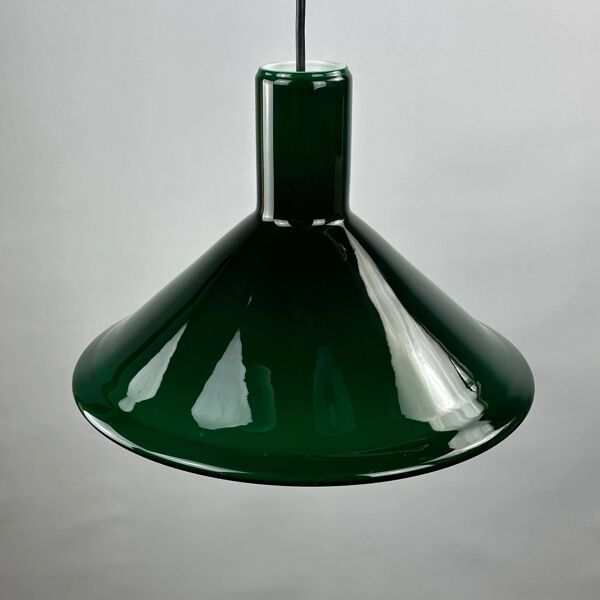 Suspension en verre danois vert modèle P & T par Michael Bang pour Holmegaard 1972
