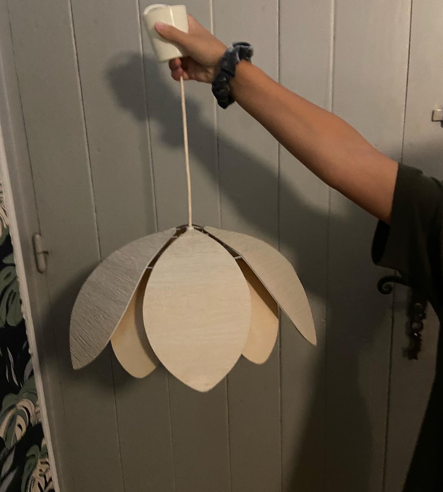 Vintage Lotus pendant lamp