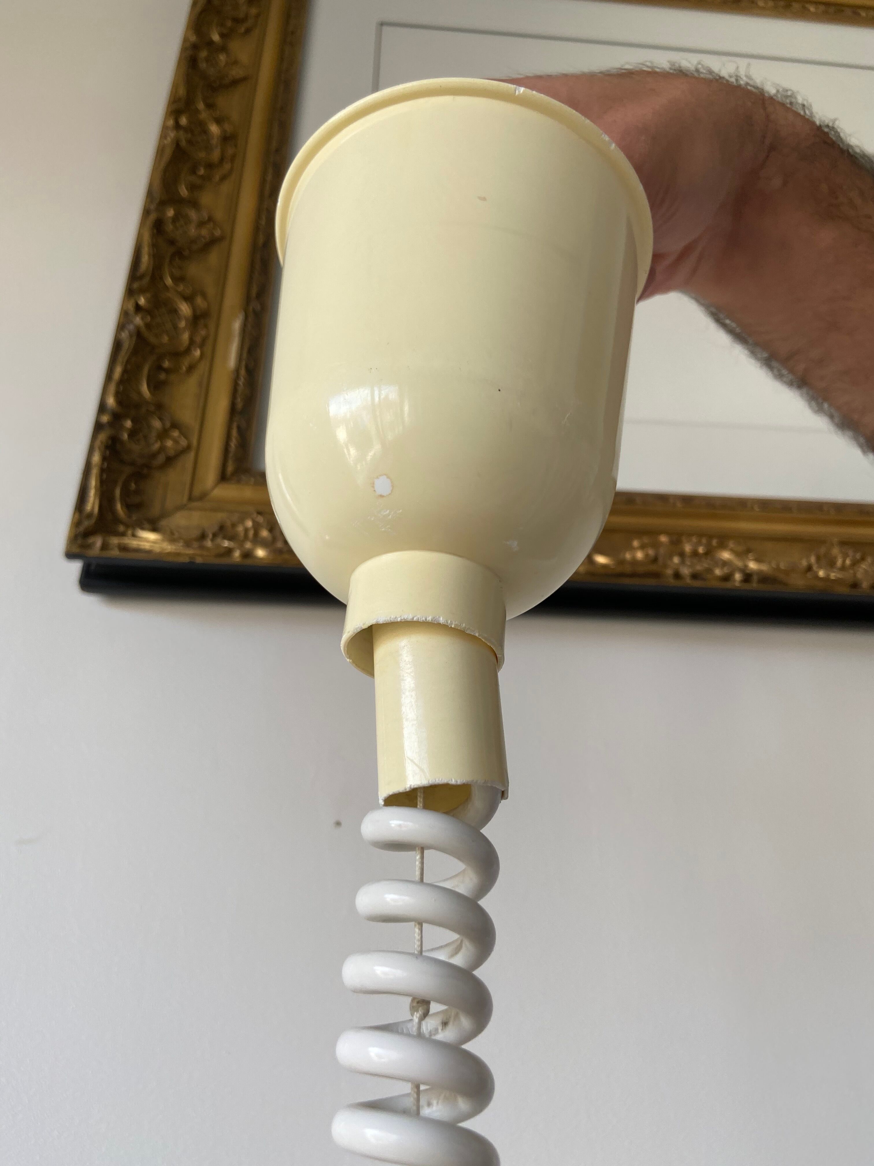 Telescopic wicker hanging lamp