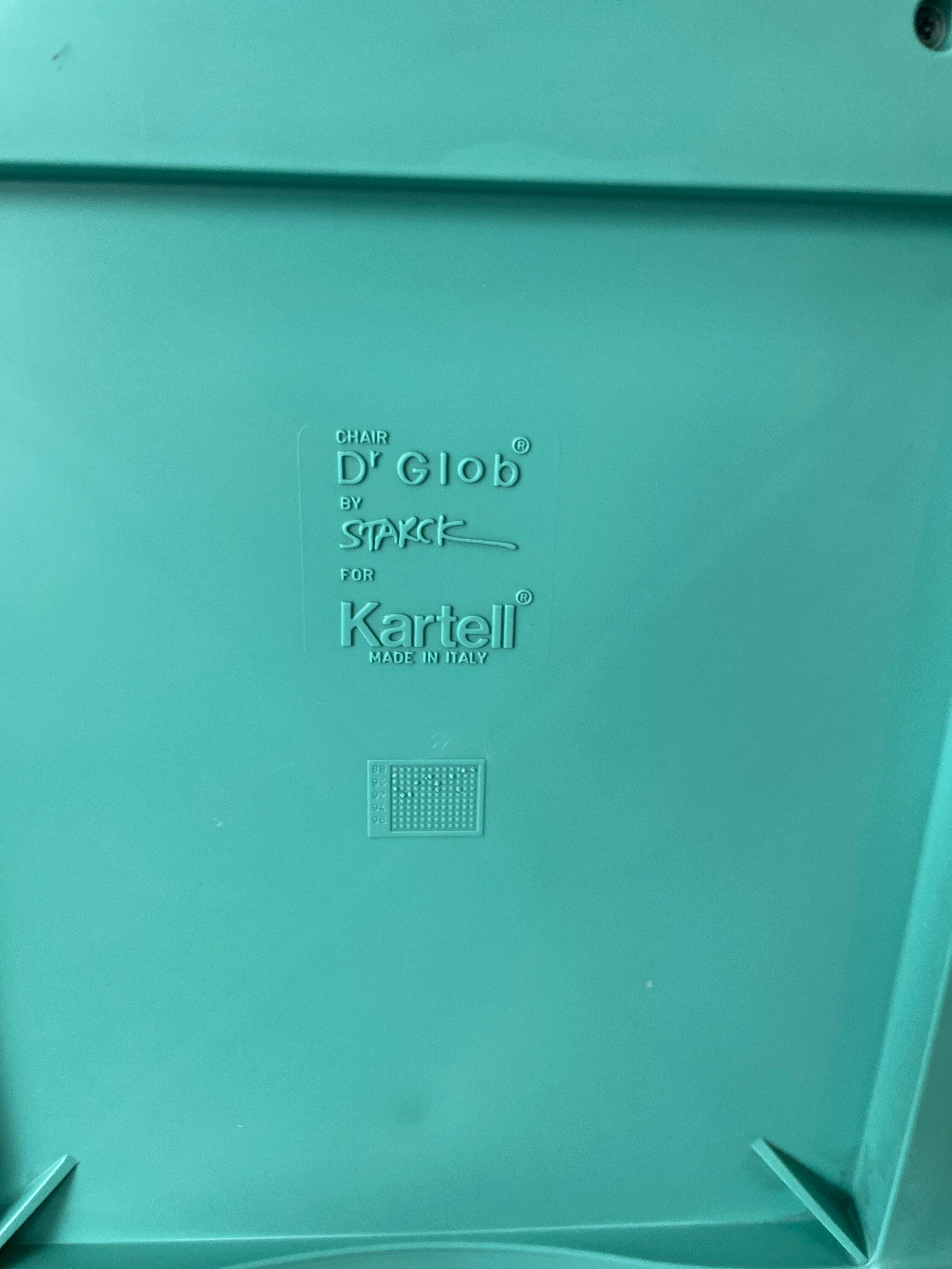 2 chaises dr glob de Philippe starck pour Kartell, 1980s