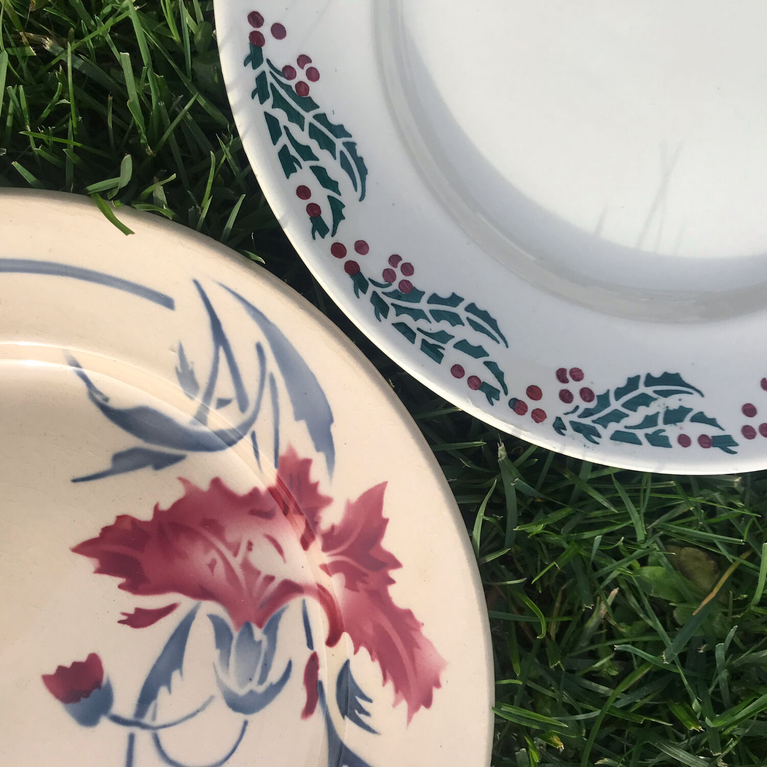 6 mismatched vintage plates