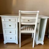Children's desk with matching Bonnichon chair