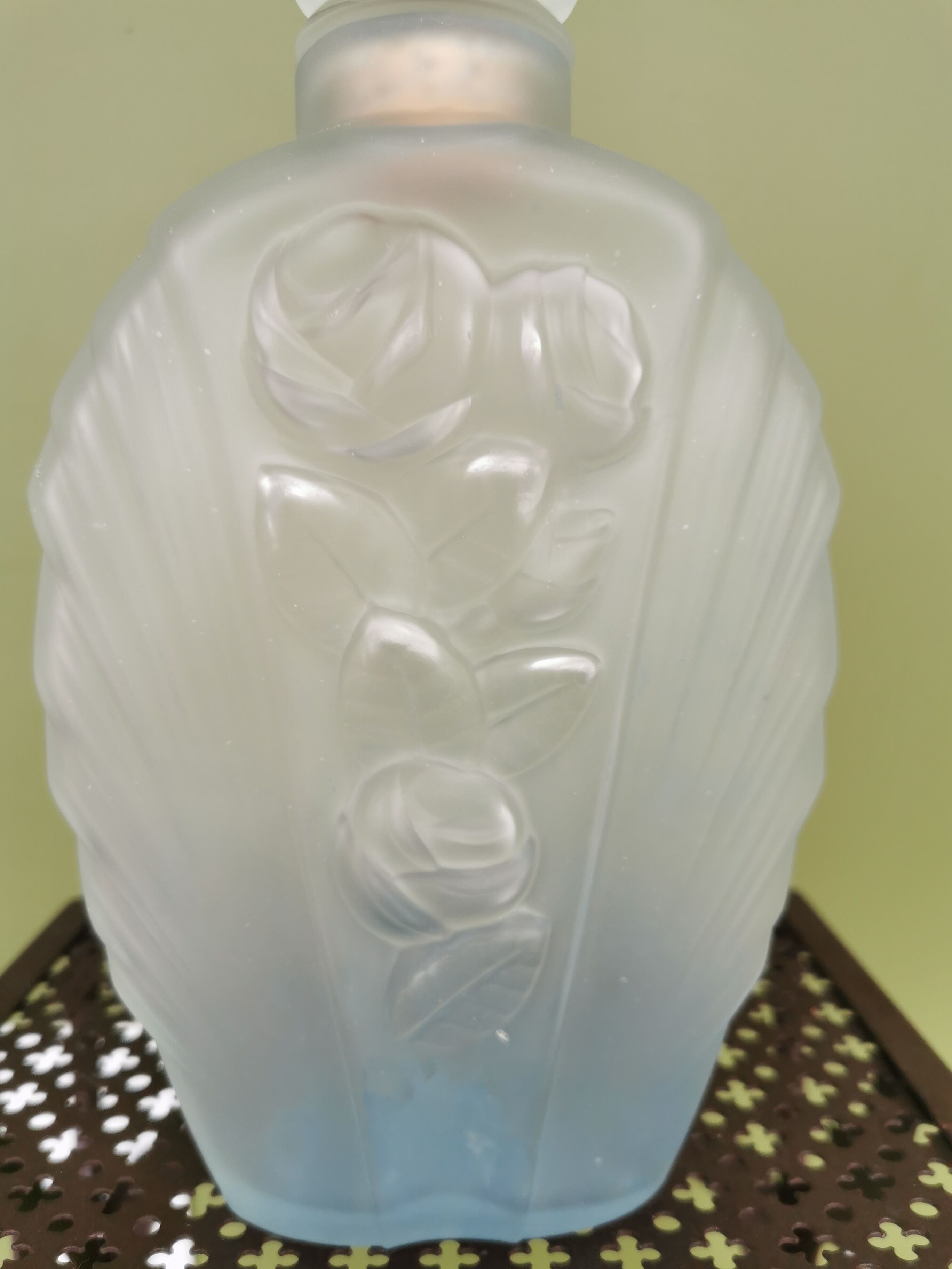 Carafe art déco en verre dépoli