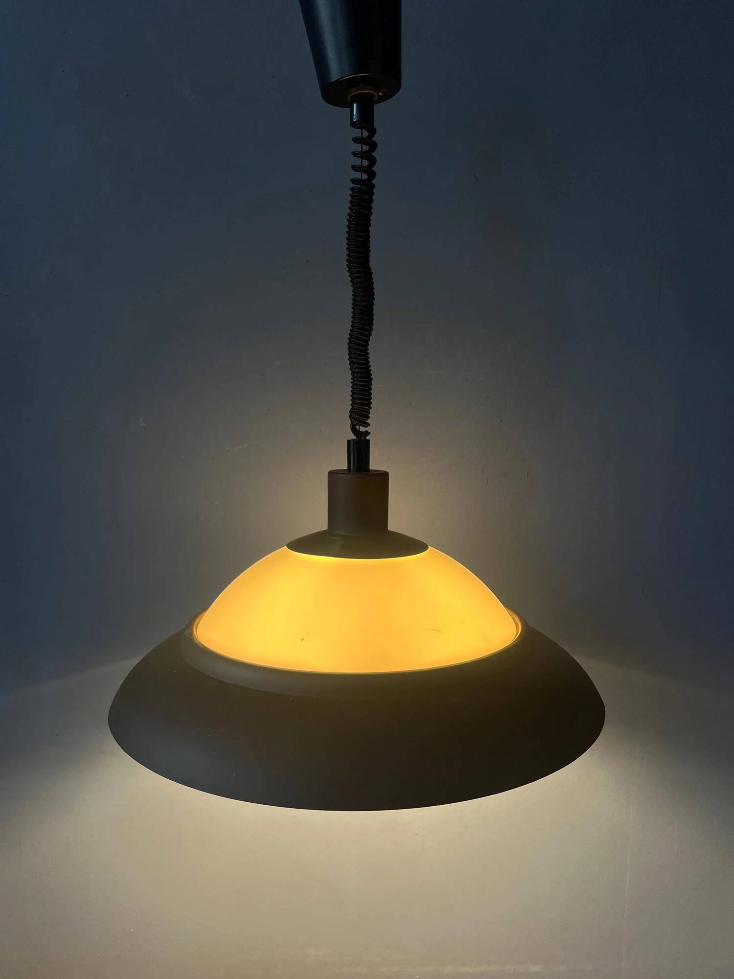 Brown and beige mid-century Dijkstra space age pendant lamp