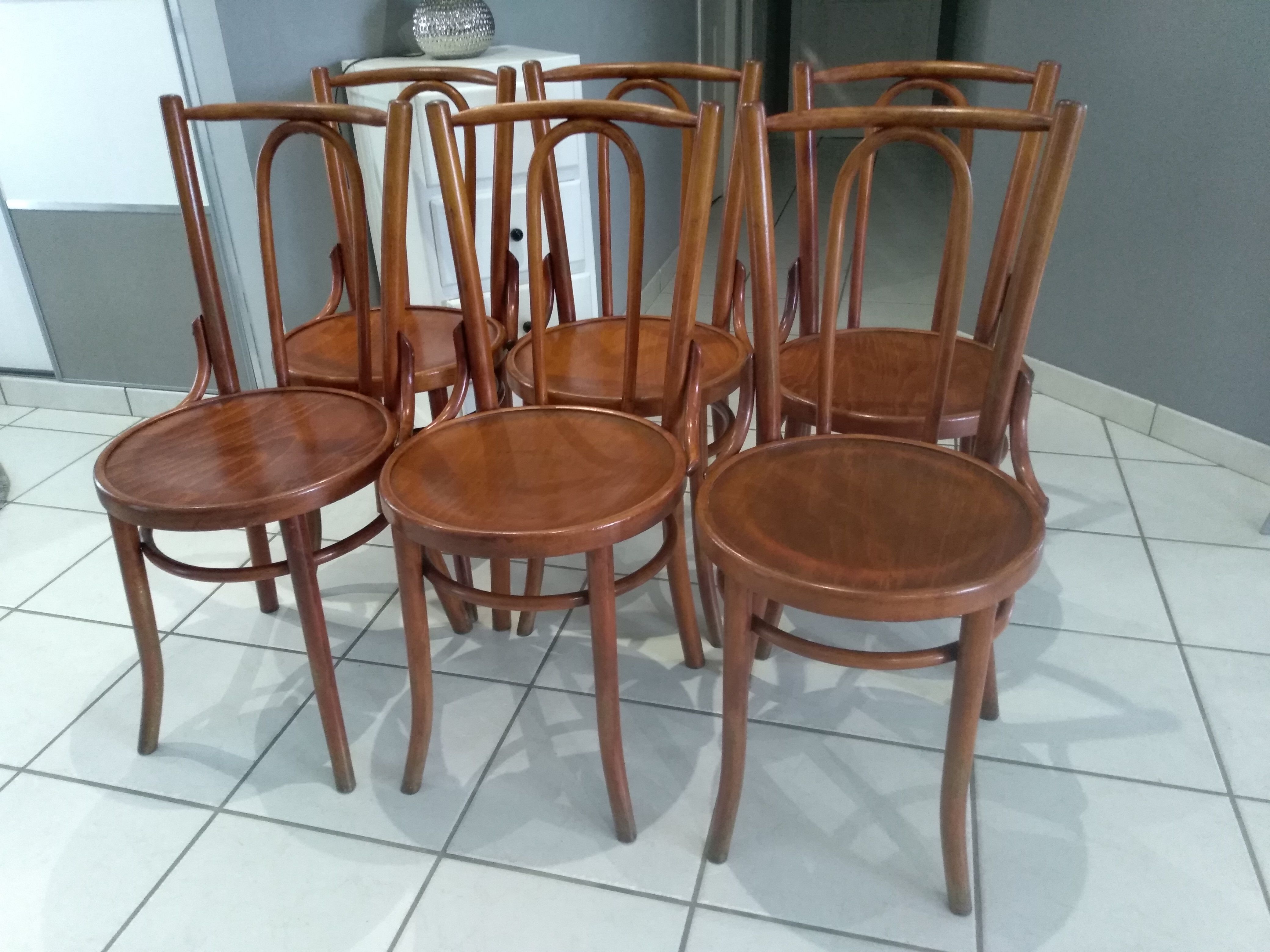 Suite de 6 chaises de bistrot vintage années 1960