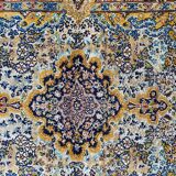 Handmade oriental wool rug 122cmx77cm