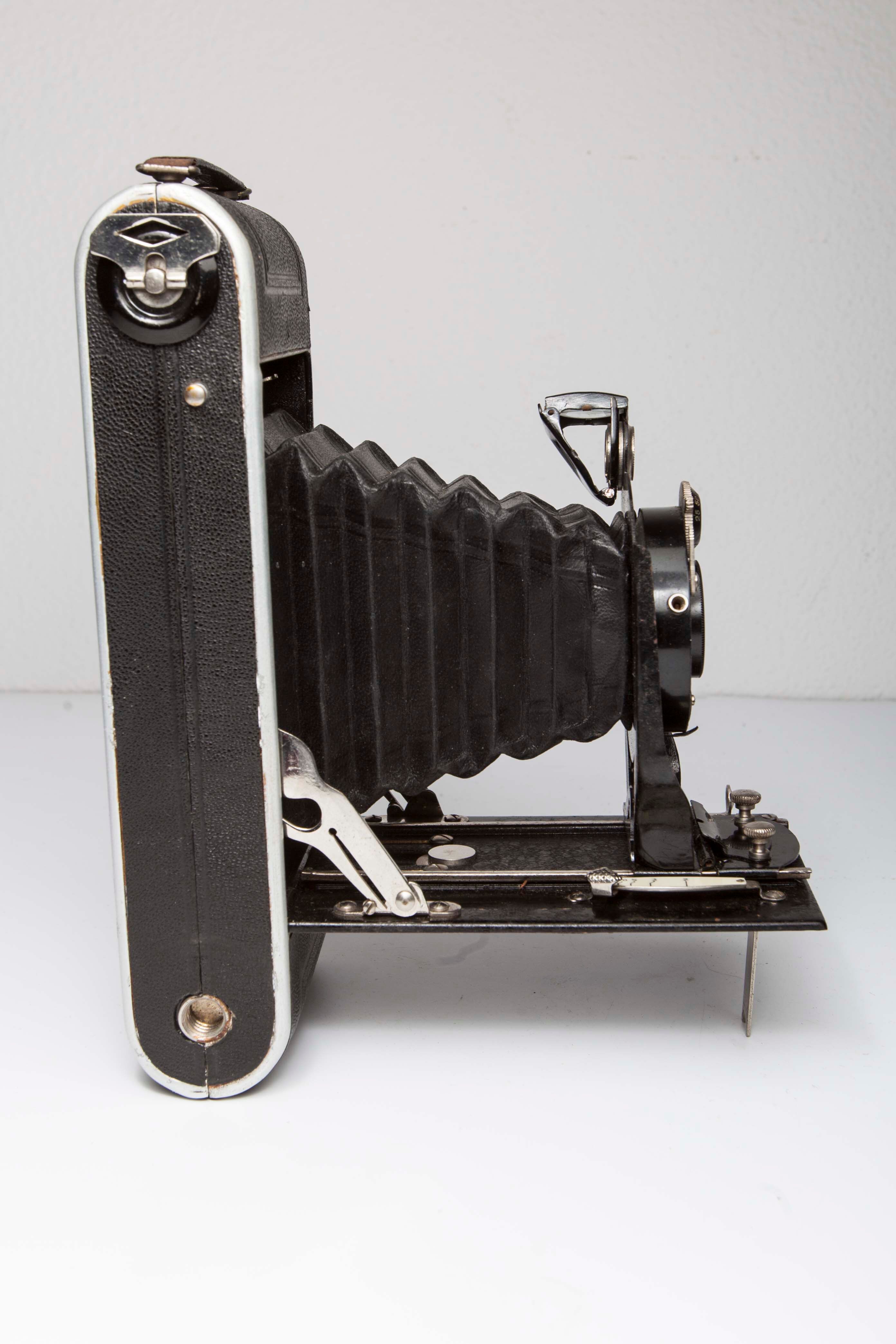 Gitzo Light Folding 1930 Camera