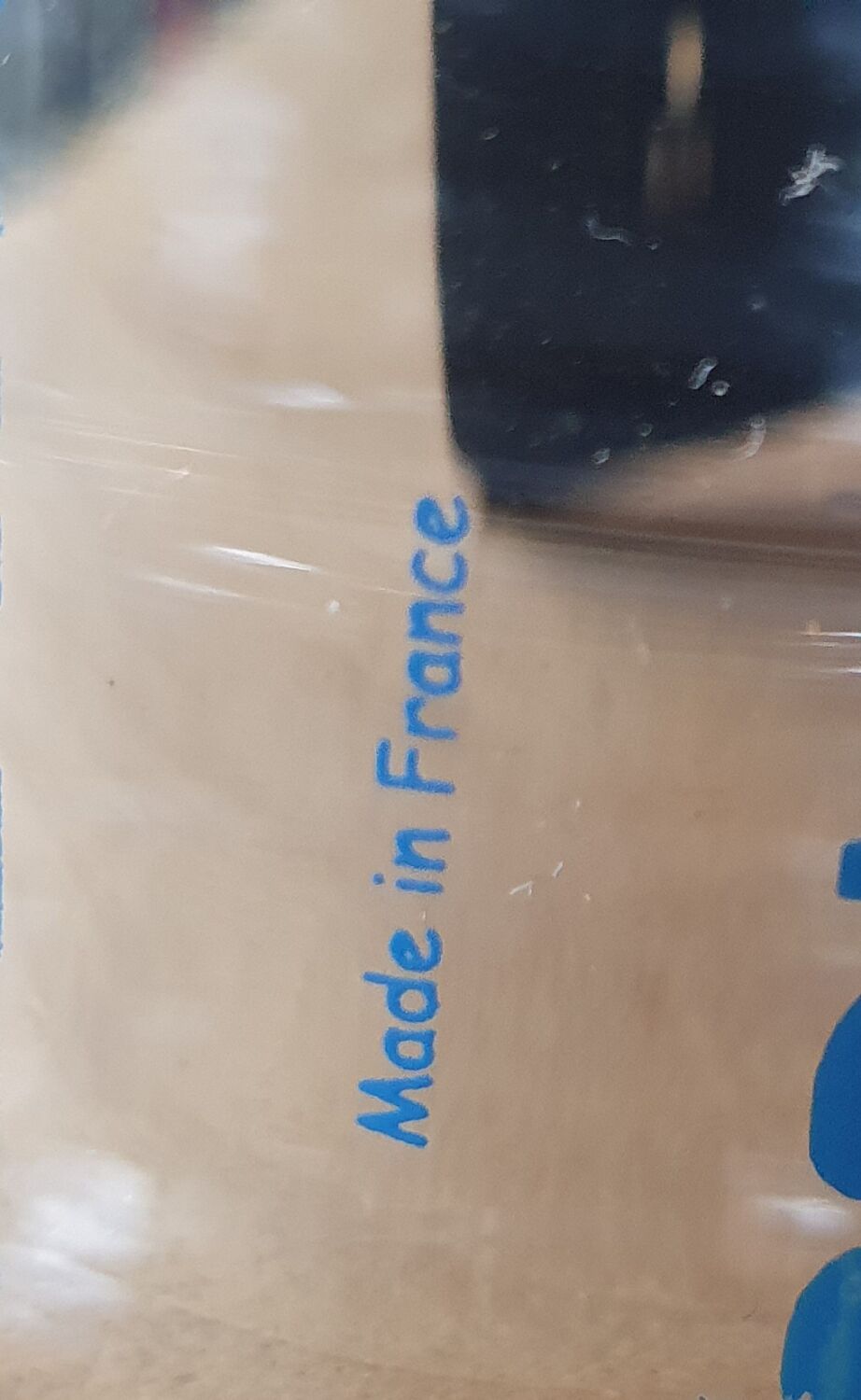 Pair of Keith Haring pots in opaline.