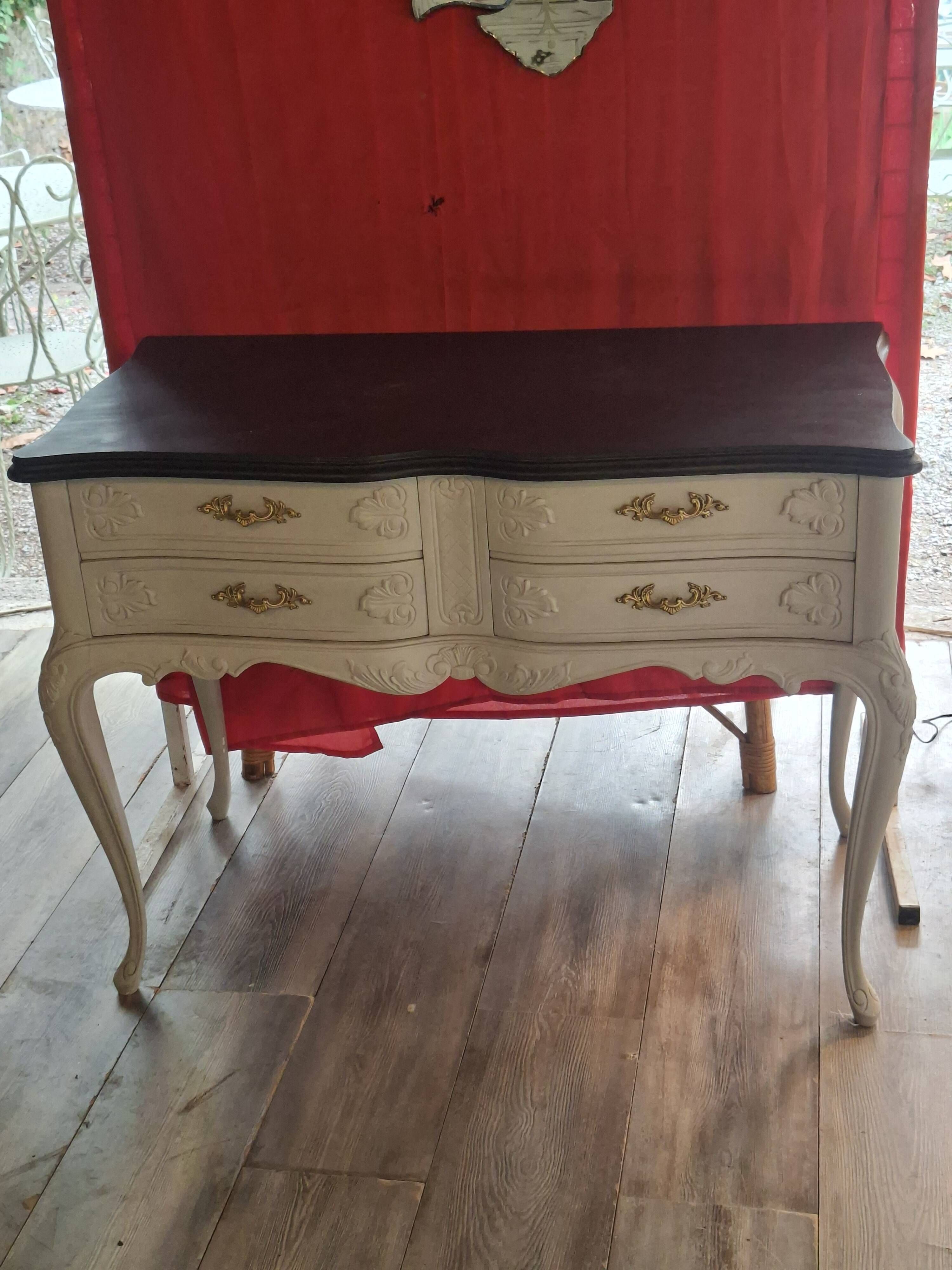 Commode 