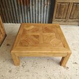 Square coffee table with a drawer in cherry wood.