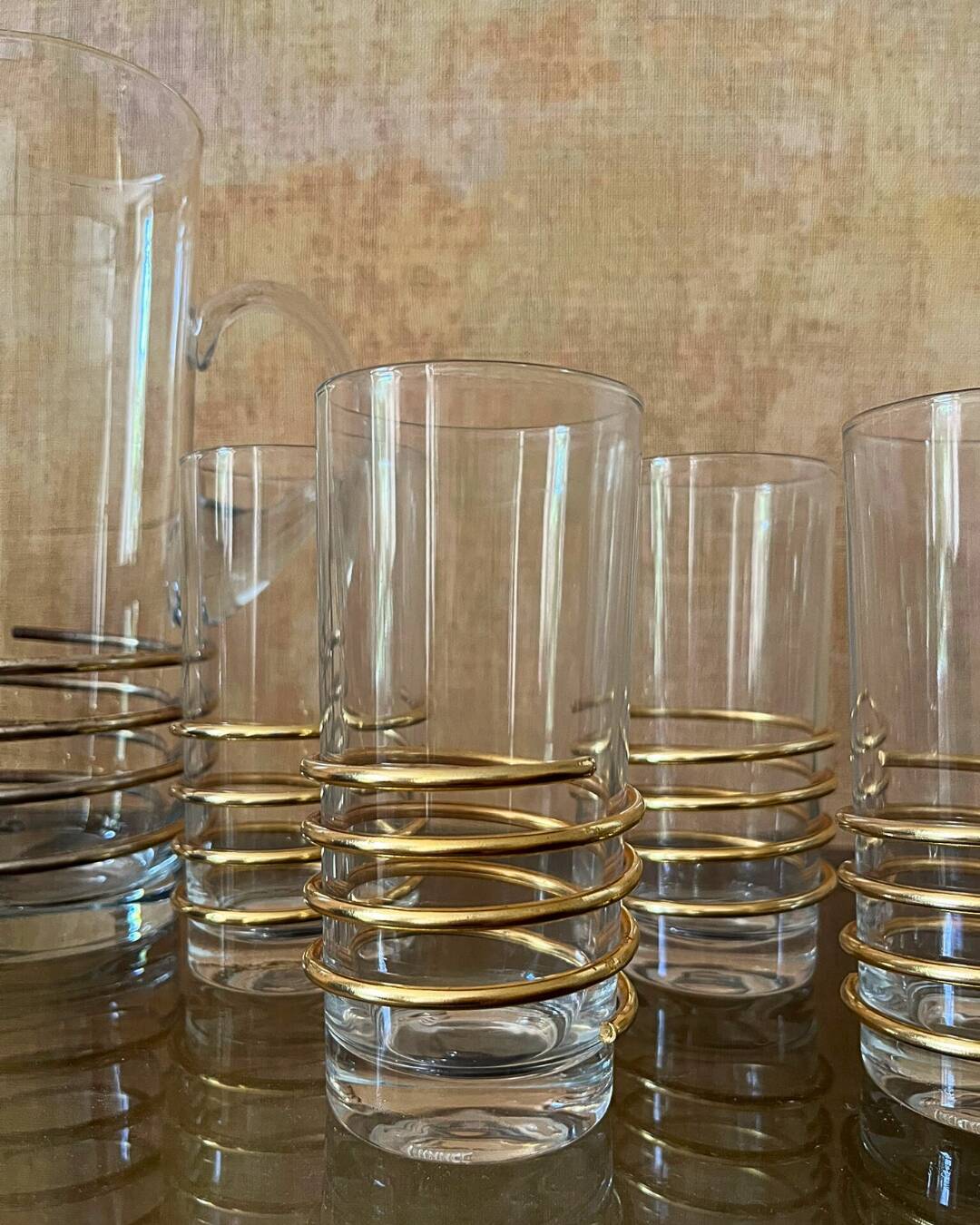 Service vintage – Reims, France – Années 60