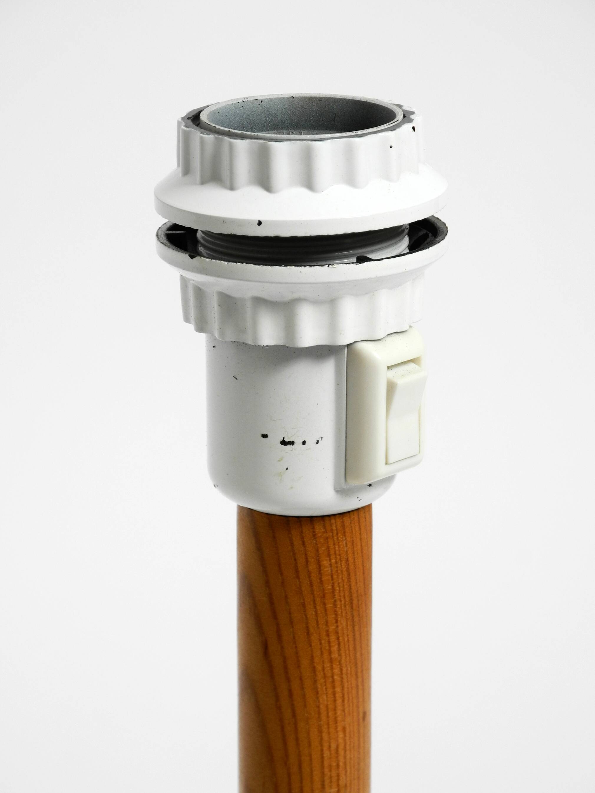 1970s Swedish pine bent veneer table lamp by GB Solbackens Svarveri