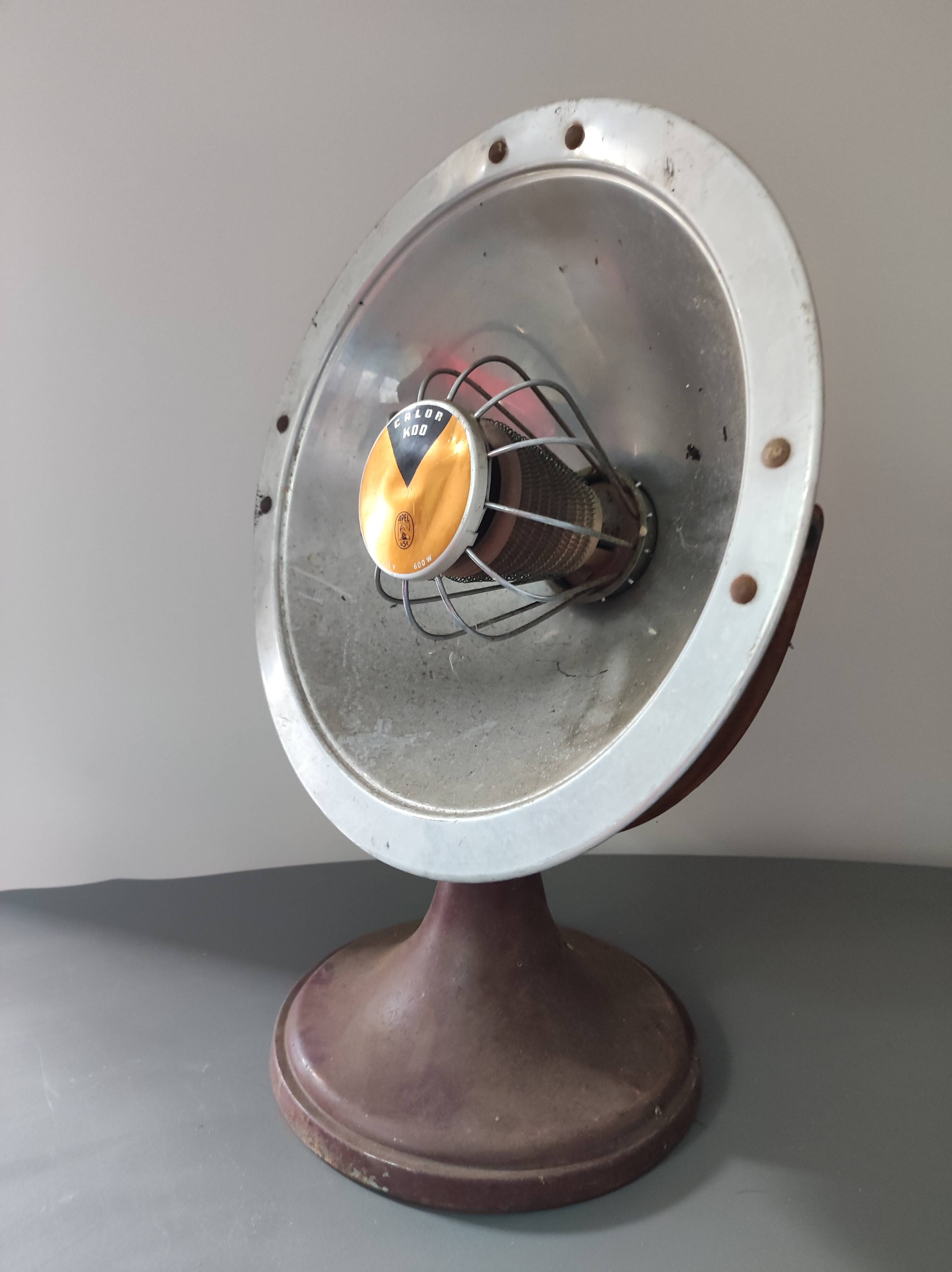Old heating radiator Calor Kod foot tulip vintage art deco