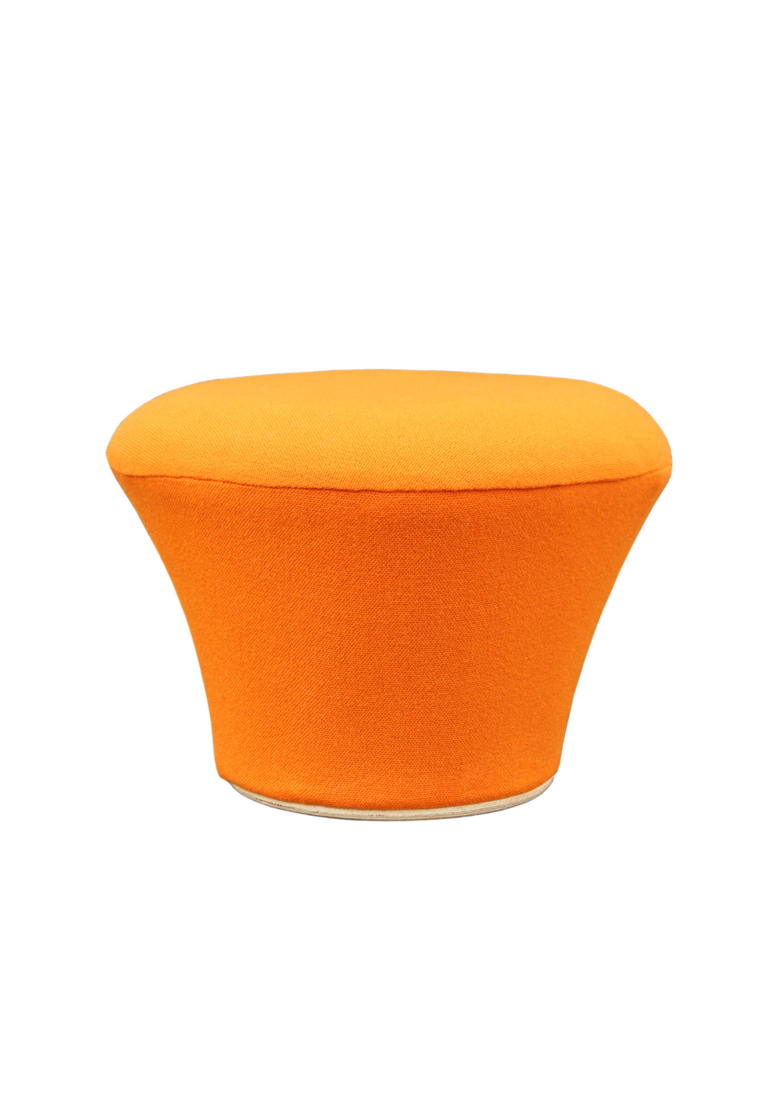 Mushroom Ottoman model P560, Pierre Paulin, 1960
