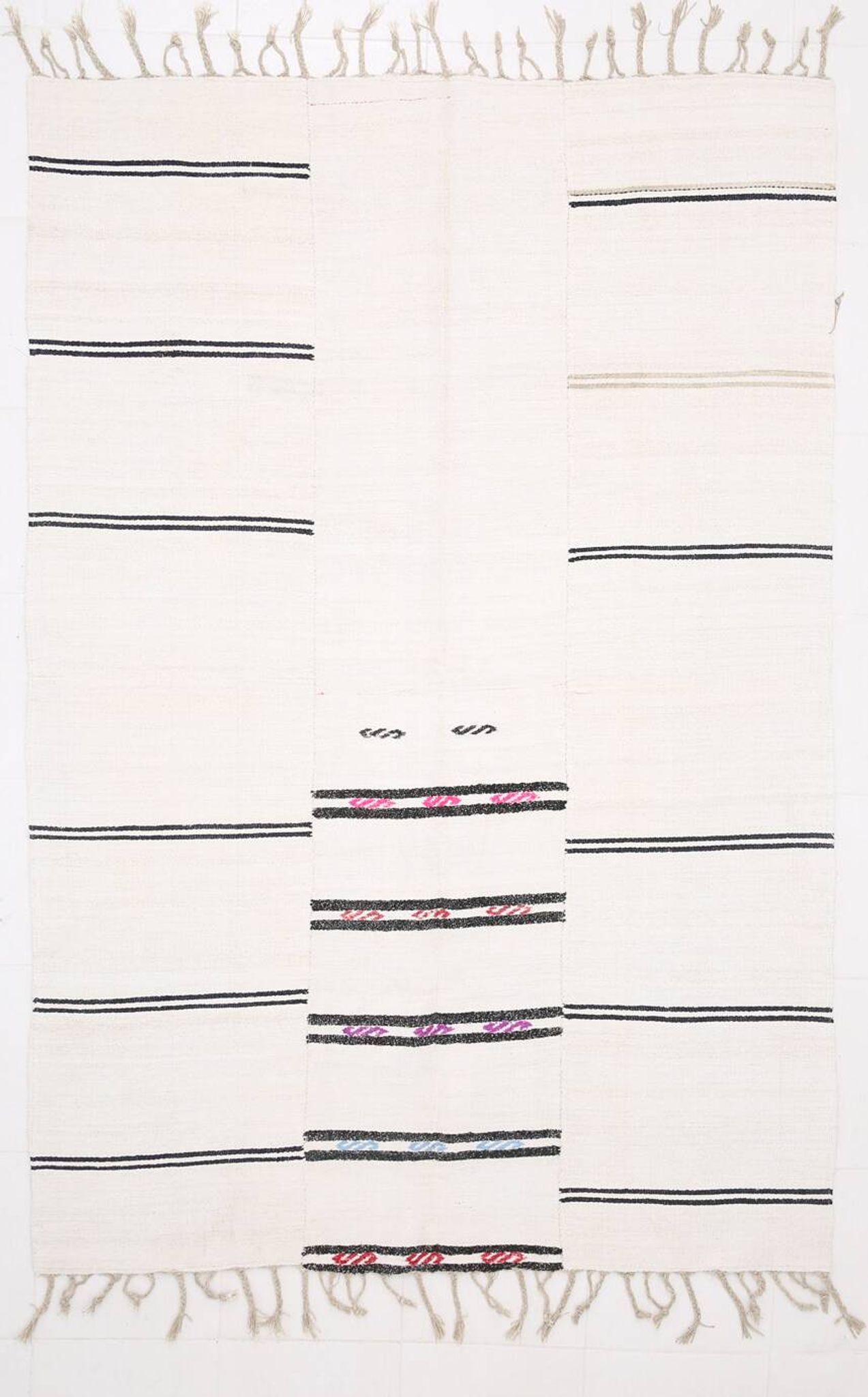 Kilim Turc Vintage Ivoire et Noir, Rayé, Déco Salon Bohème, 176X258Cm