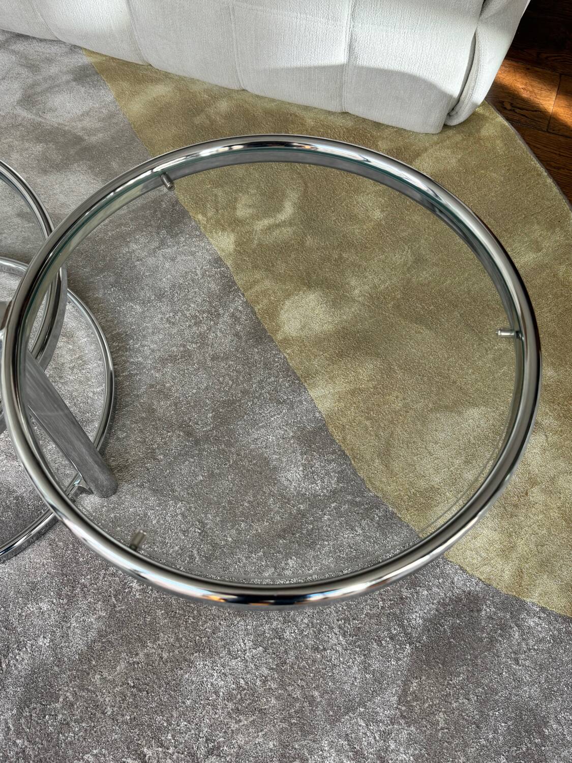 Space age coffee table Milo Baughman