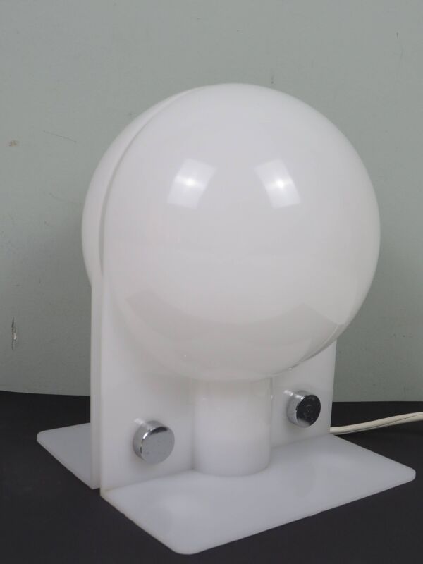 Lampe Space Age Guzzini par Sergio Brazzoli, Italie 1970