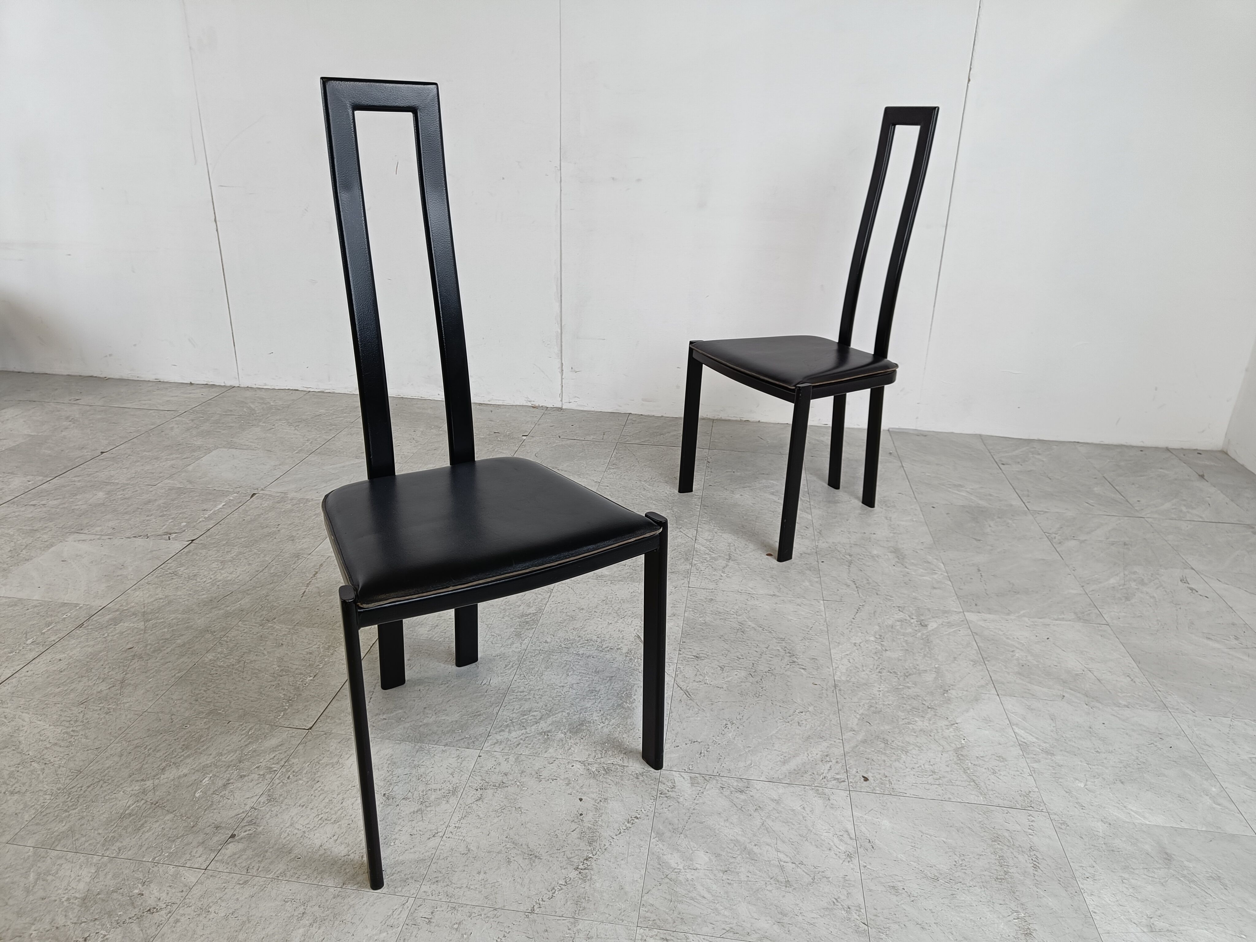 Set of 6 italian post modern dining chairs, 1980s