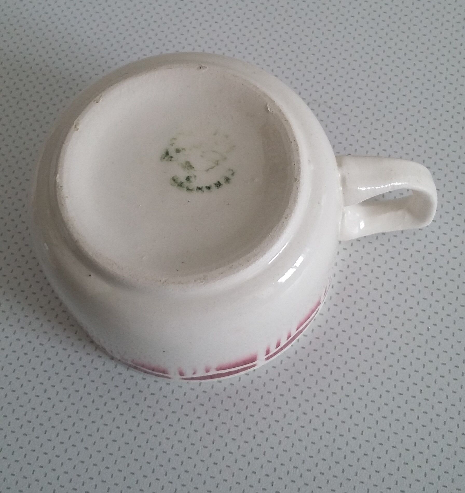 St Amand earthenware mug