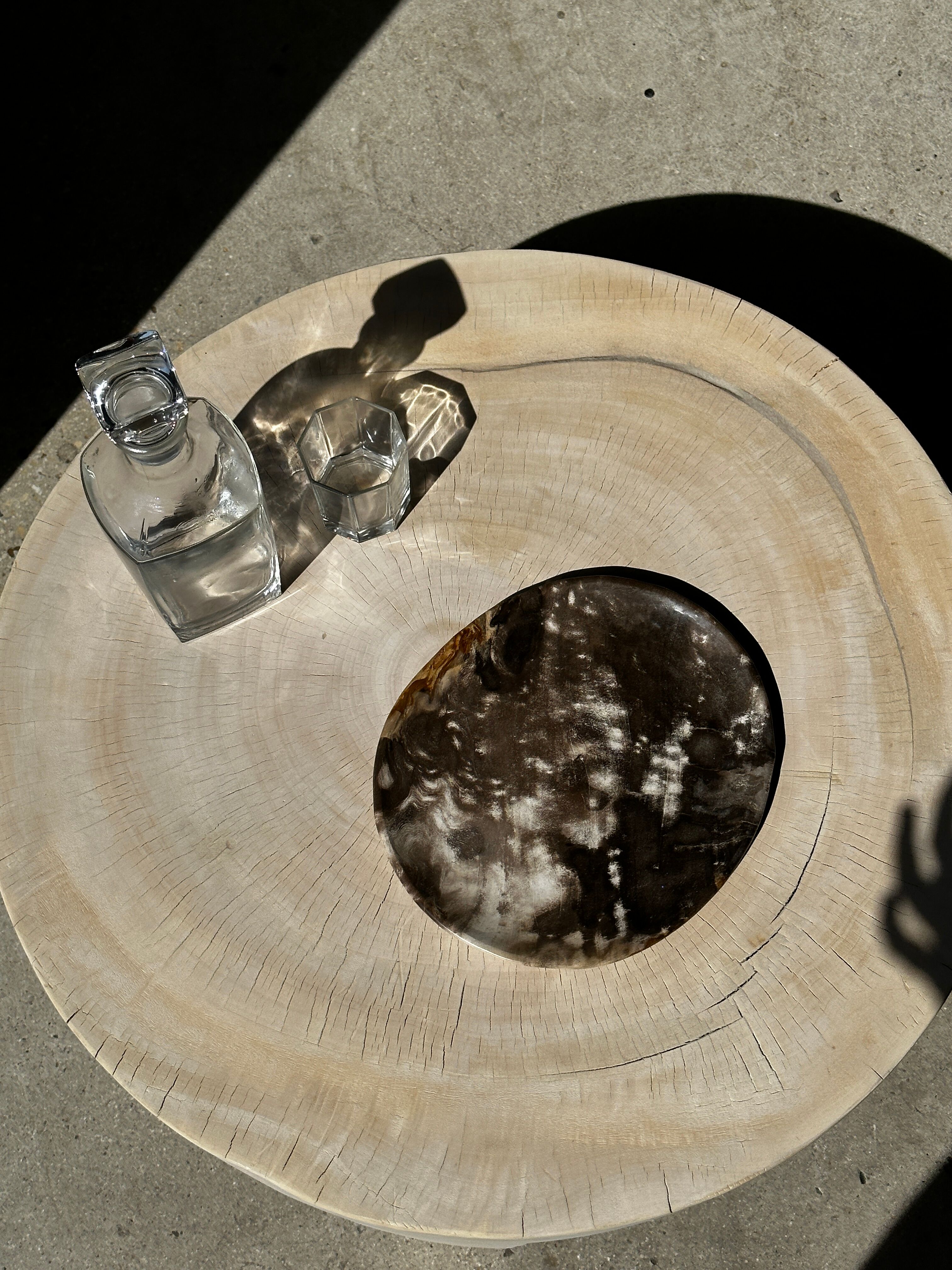Dish in petrified wood