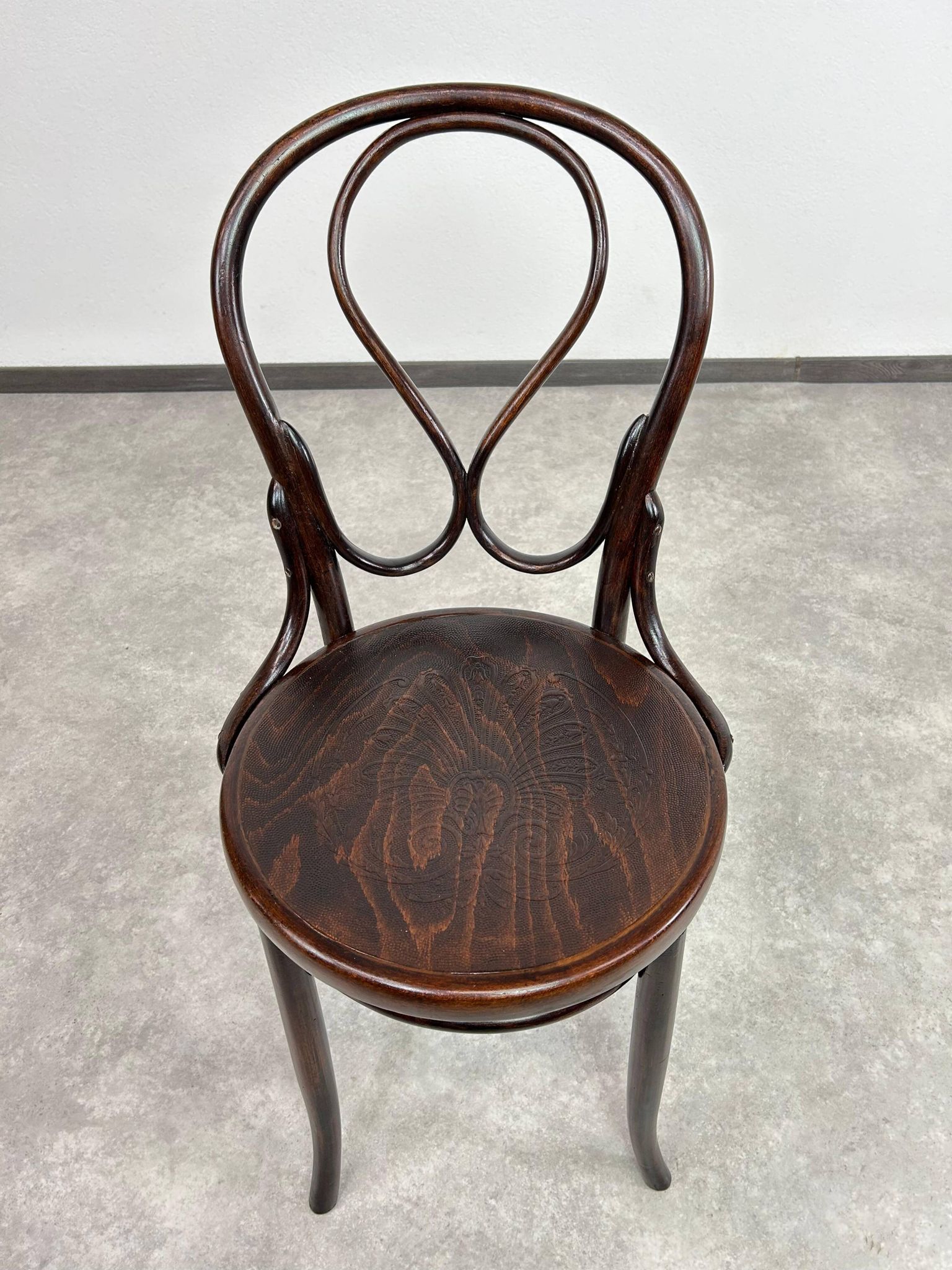 Bentwood dining chair no. 20 by Thonet