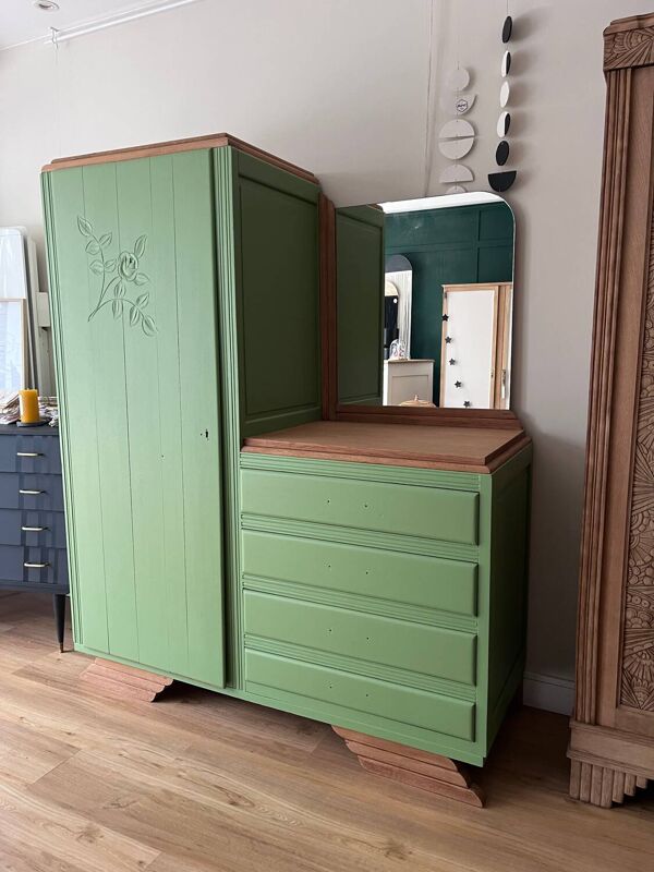 Armoire asymétrique