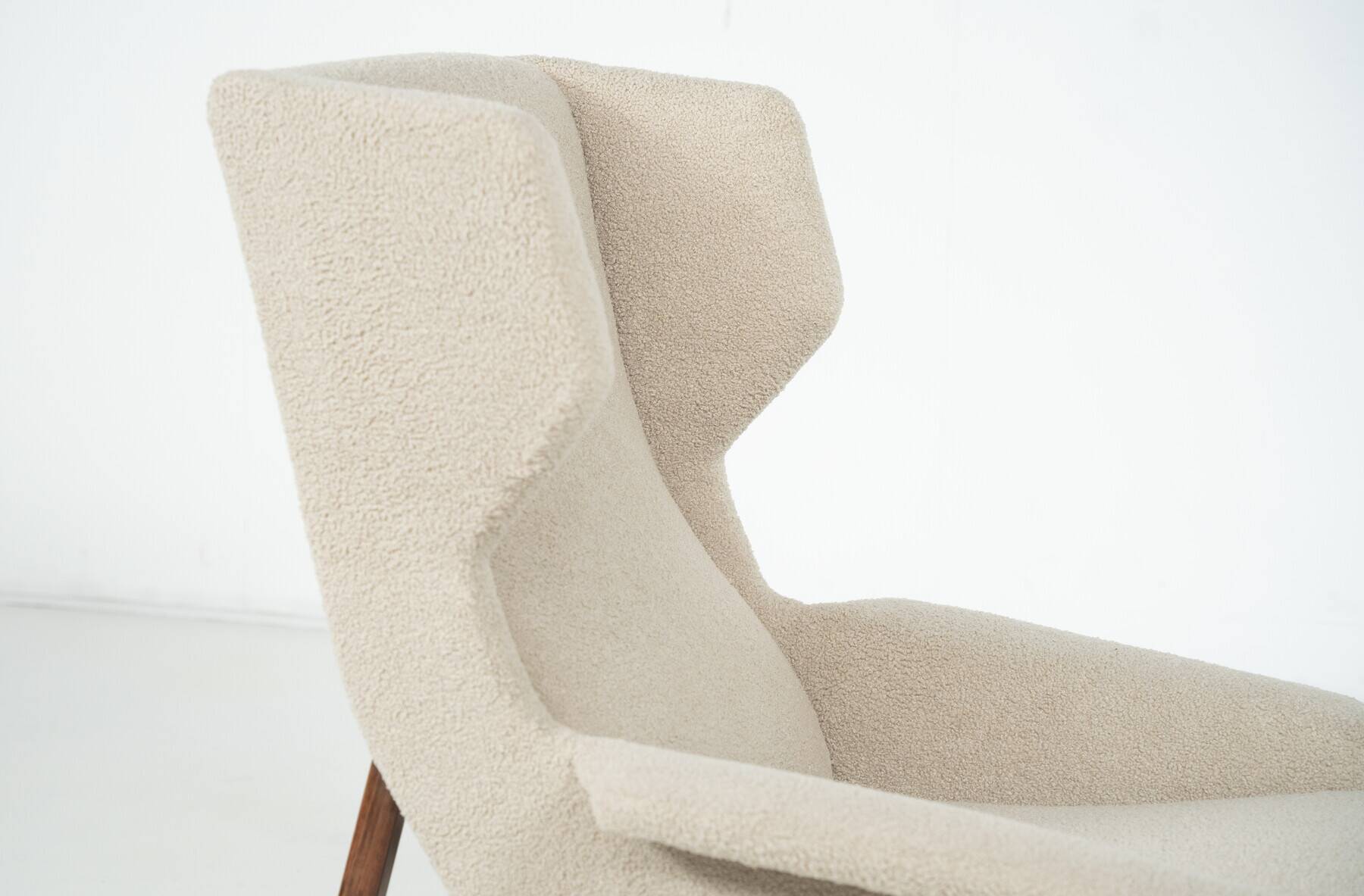 Mid-Century Modern Armchair 877 by Gianfranco Frattini for Cassina