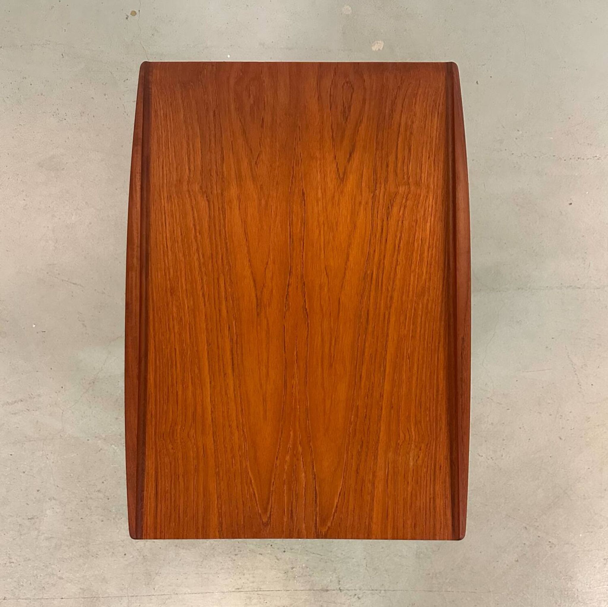 Table d'Appoint Danoise en Teck par Grete Jalk années 60