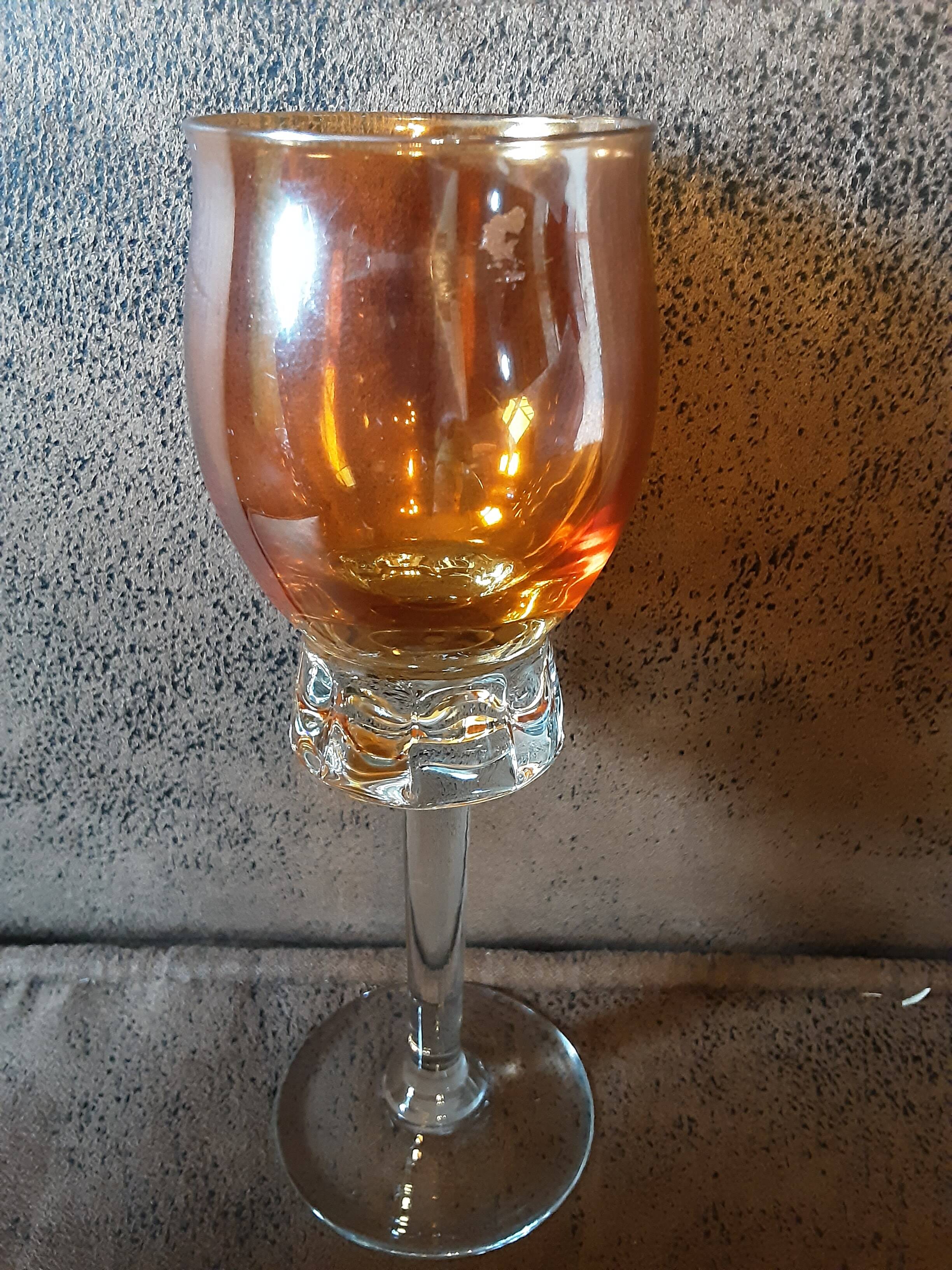 Set of 2 original stemmed glasses