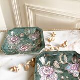 Pair of empty-poached decoration flowers