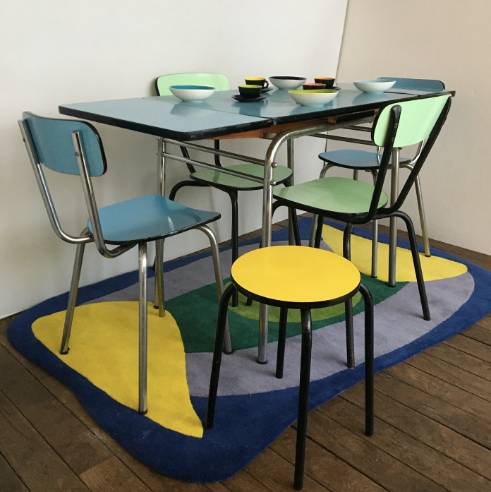 Vintage table in pool blue formica