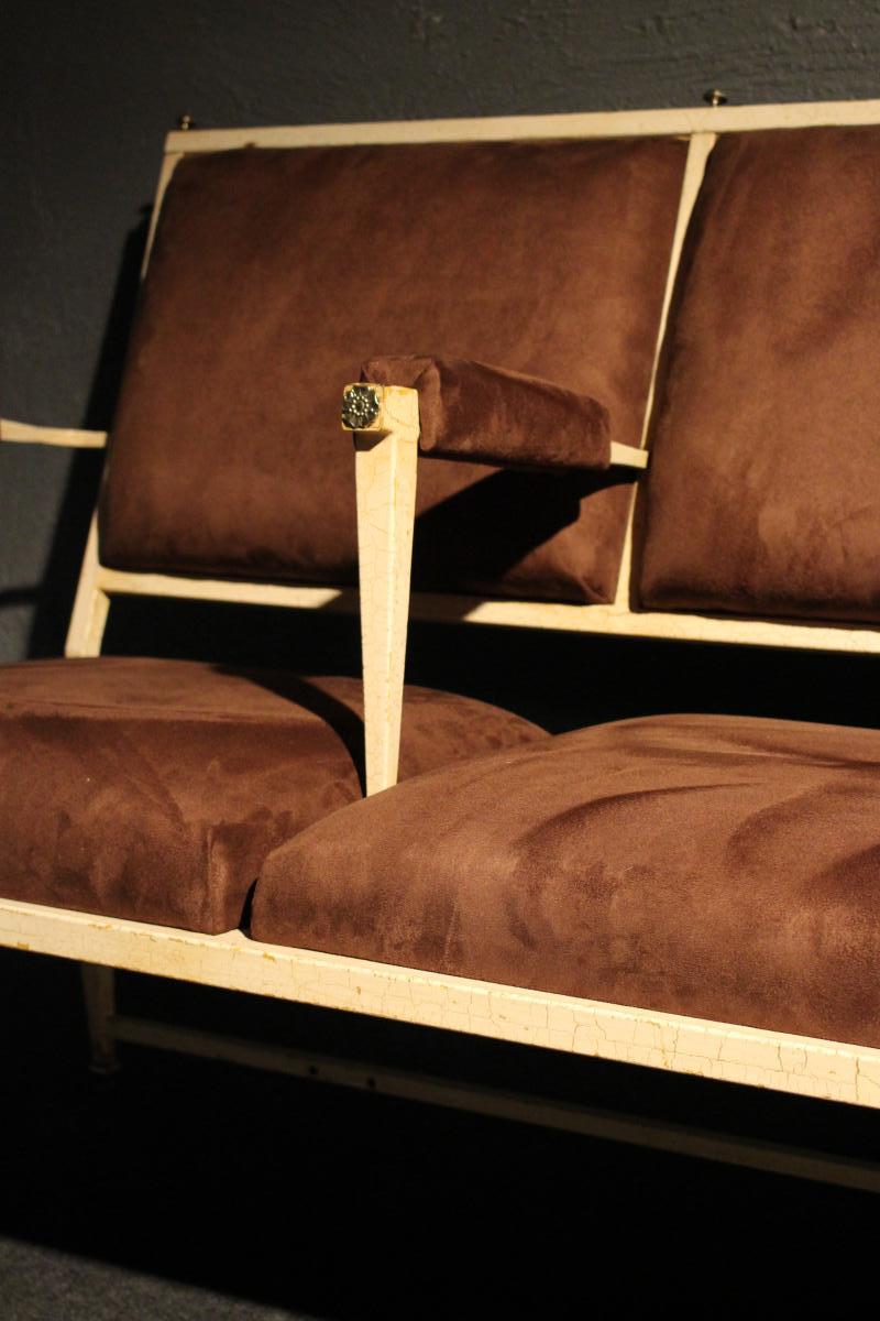 40/50 years couch