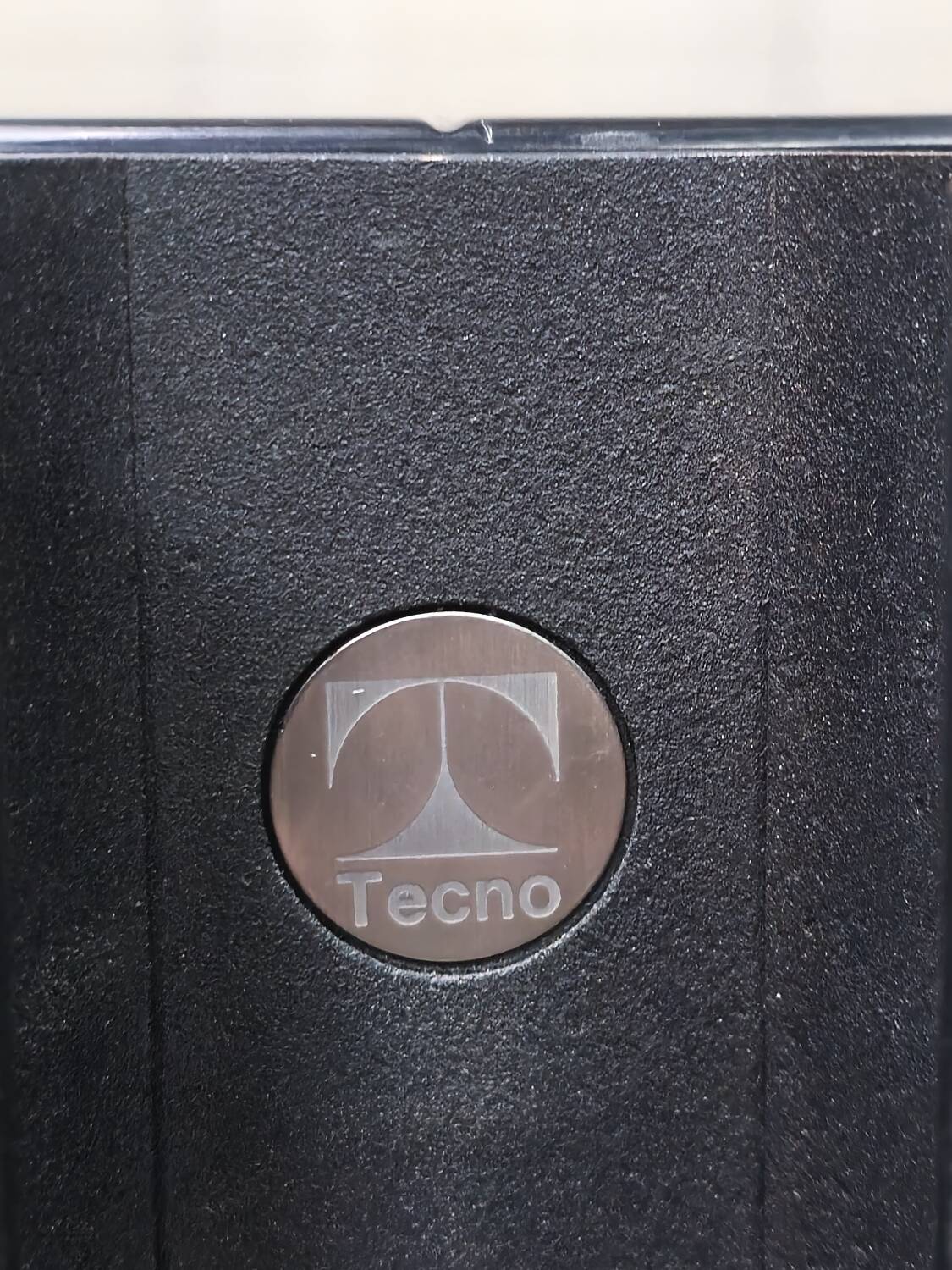 Osvaldo BORSANI Vintage designer table TECNO 1970s