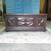 Grand coffre de style Louis XIII 168X53cm