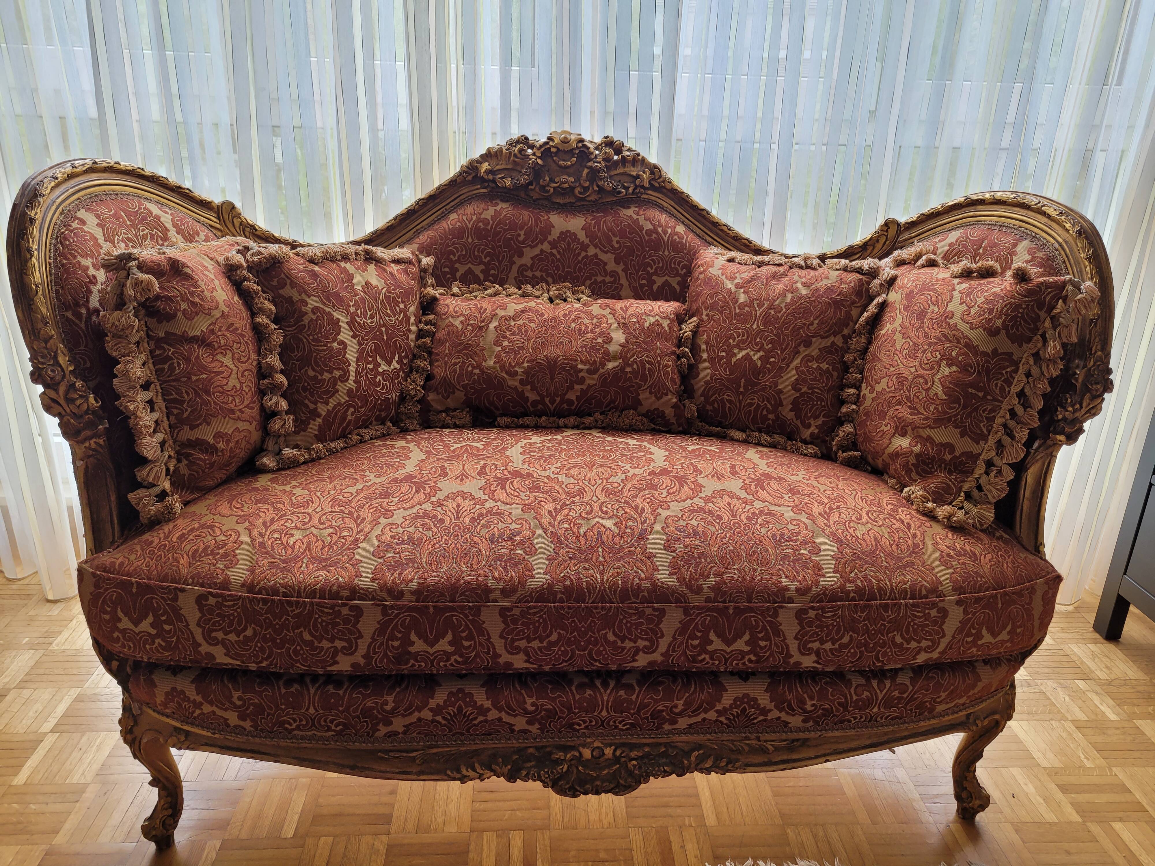 Louis XV style canapé