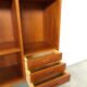 Deens teak brede LP kast met planken, lades en bar met spiegel
