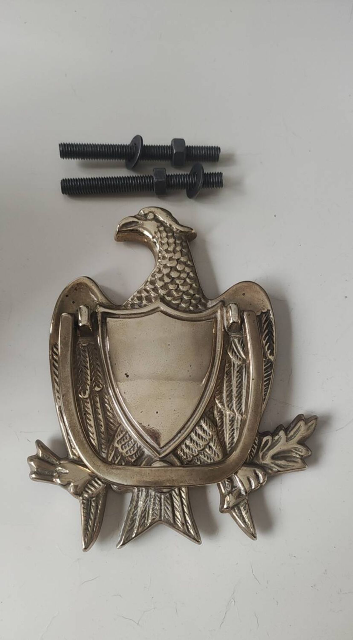Door knocker/American bald eagle. Made of solid brass. Dimensions 15 x 10.