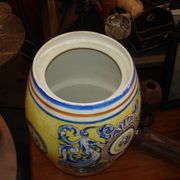 Late 19th century earthenware liquid reservoir